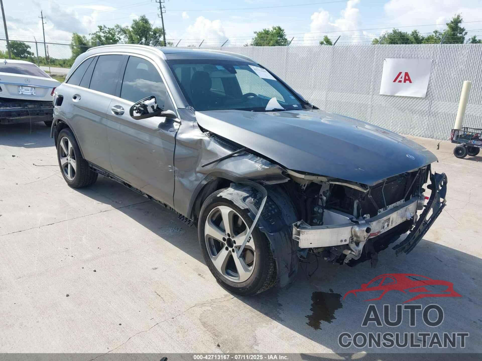 MERCEDES-BENZ GLC 300 2016 - WDC0G4JB7GF088548