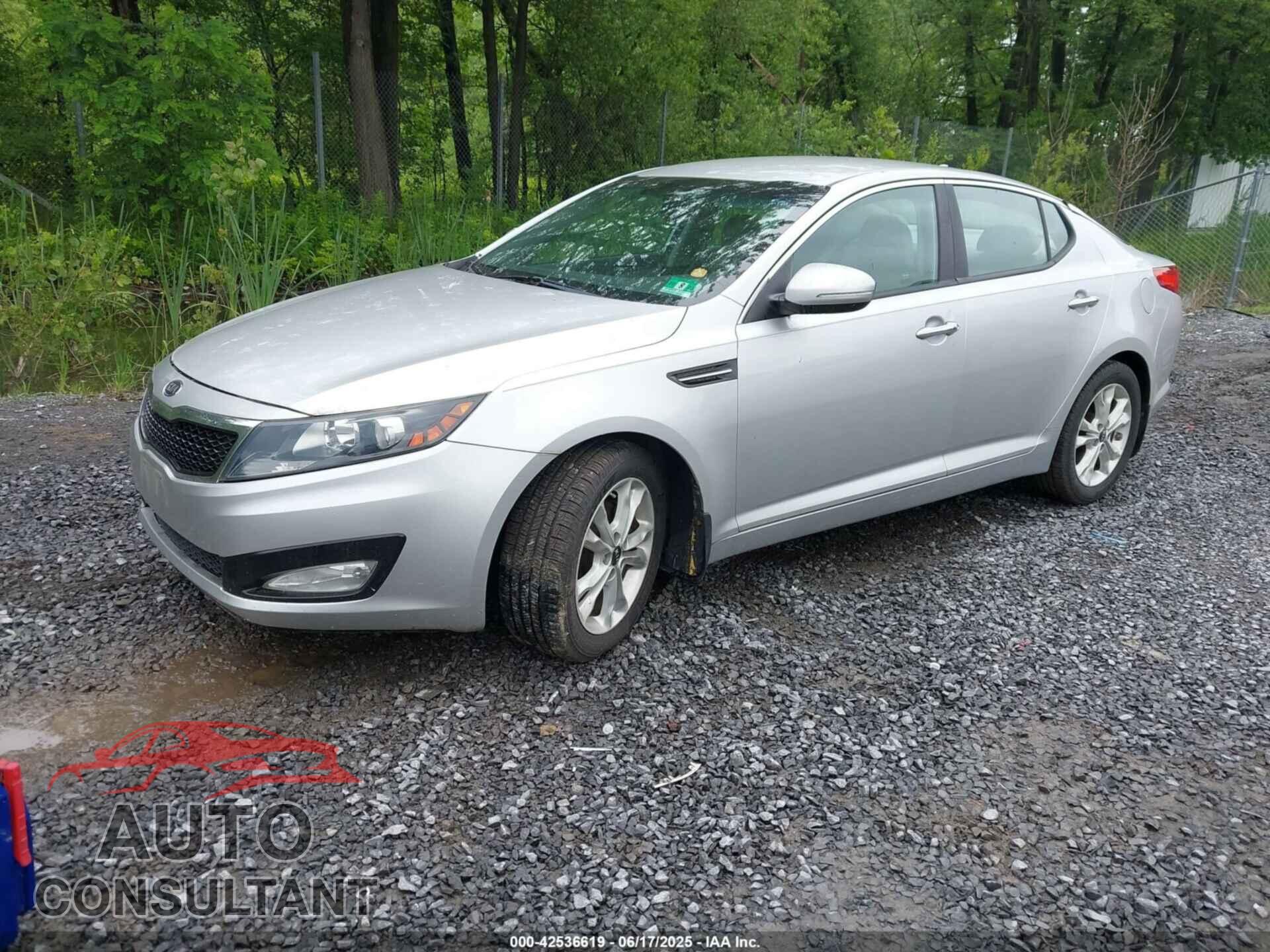 KIA OPTIMA 2011 - KNAGN4A71B5148051