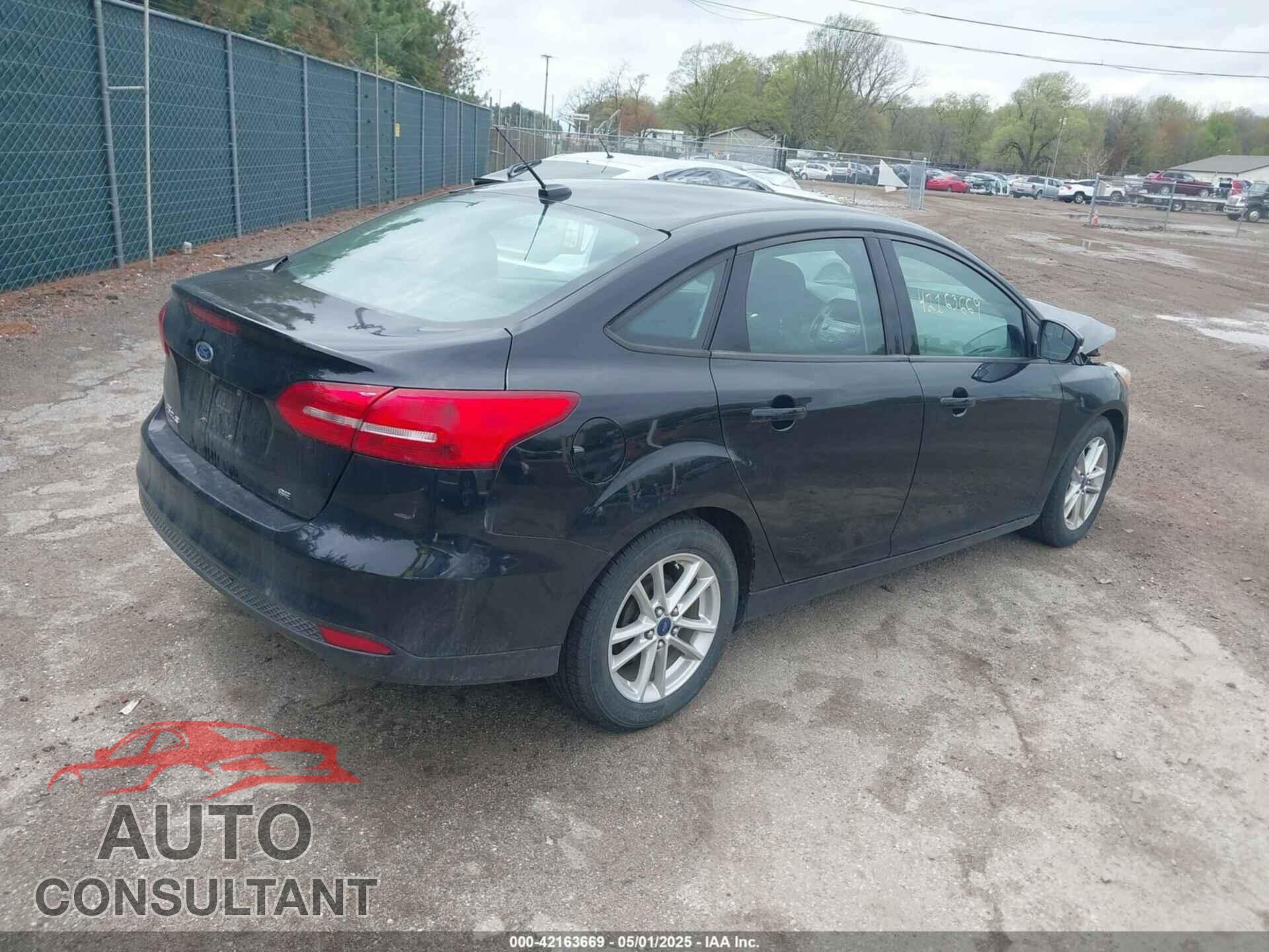 FORD FOCUS 2017 - 1FADP3F25HL239809