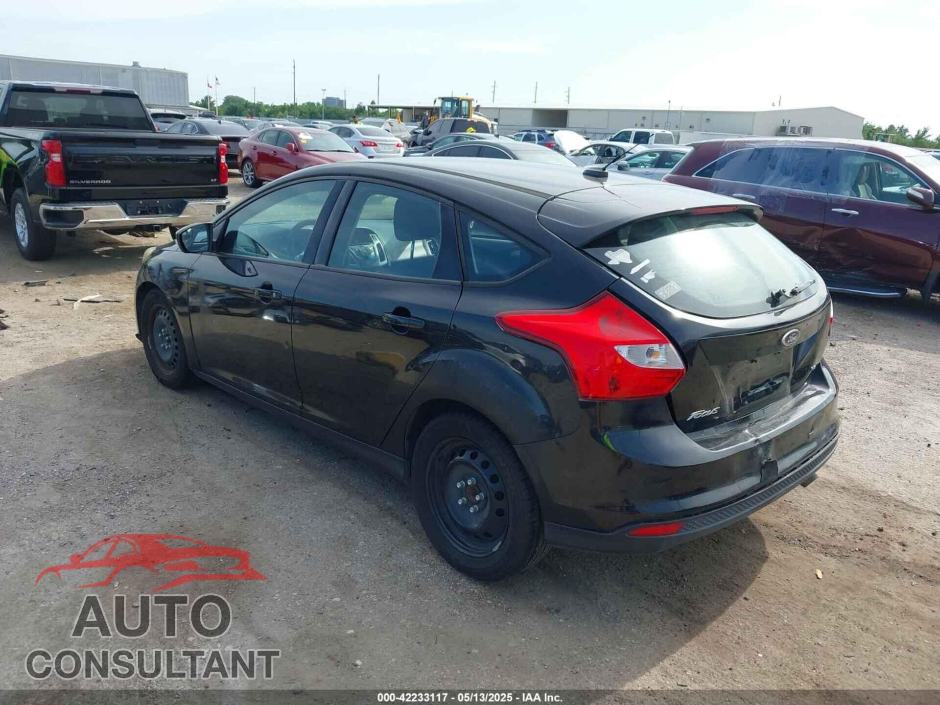 FORD FOCUS 2012 - 1FAHP3K25CL167218