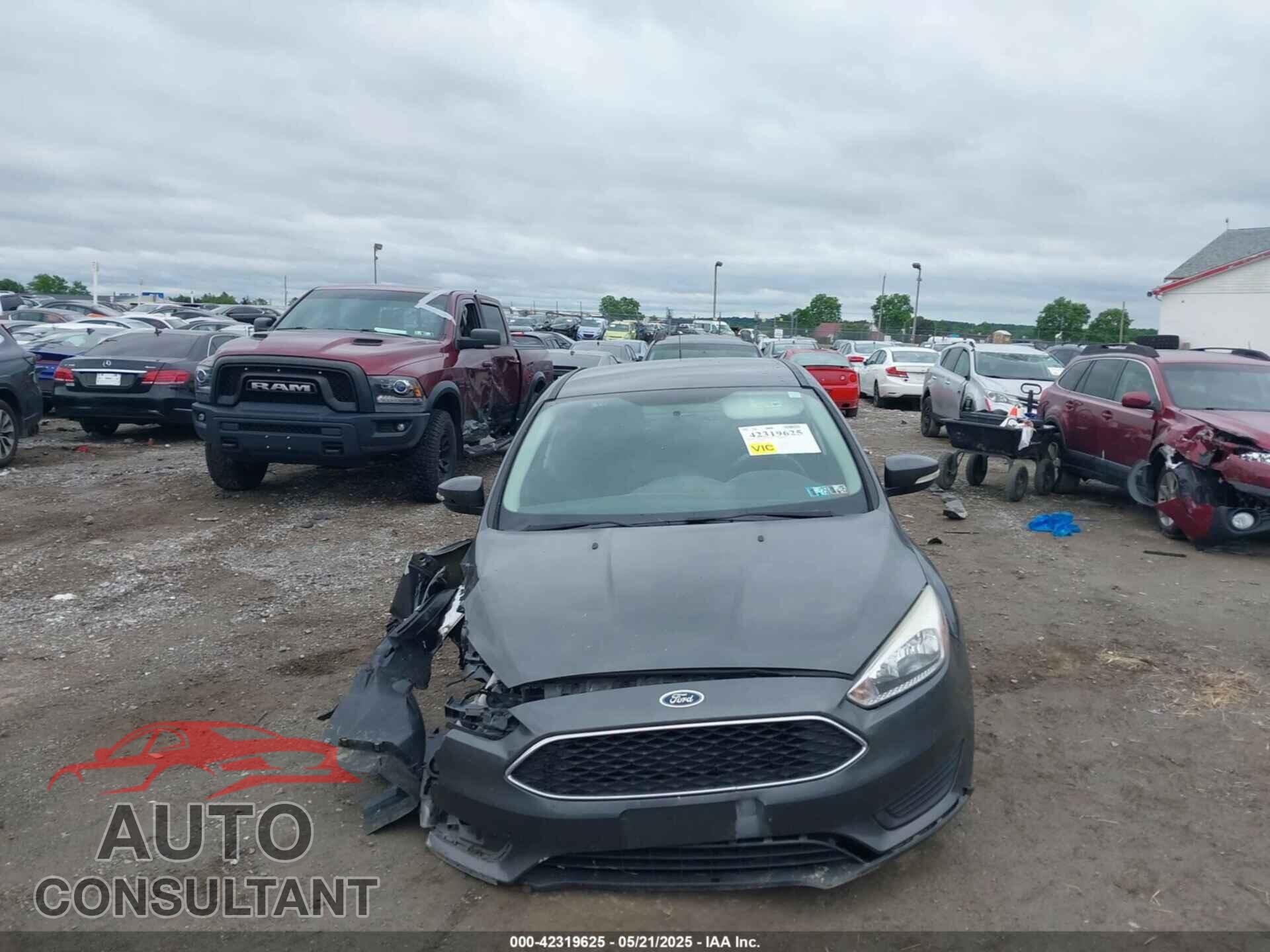 FORD FOCUS 2017 - 1FADP3FE0HL345451