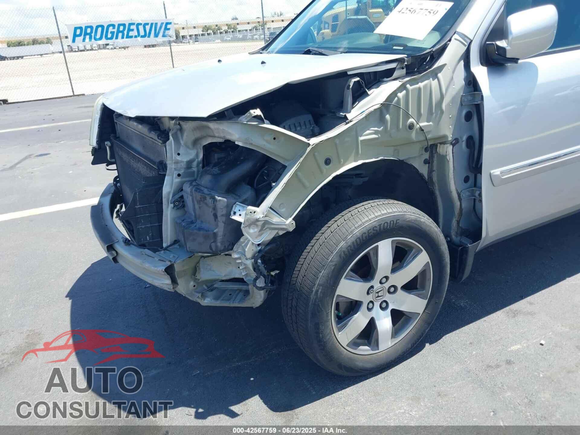 HONDA PILOT 2014 - 5FNYF3H94EB018225