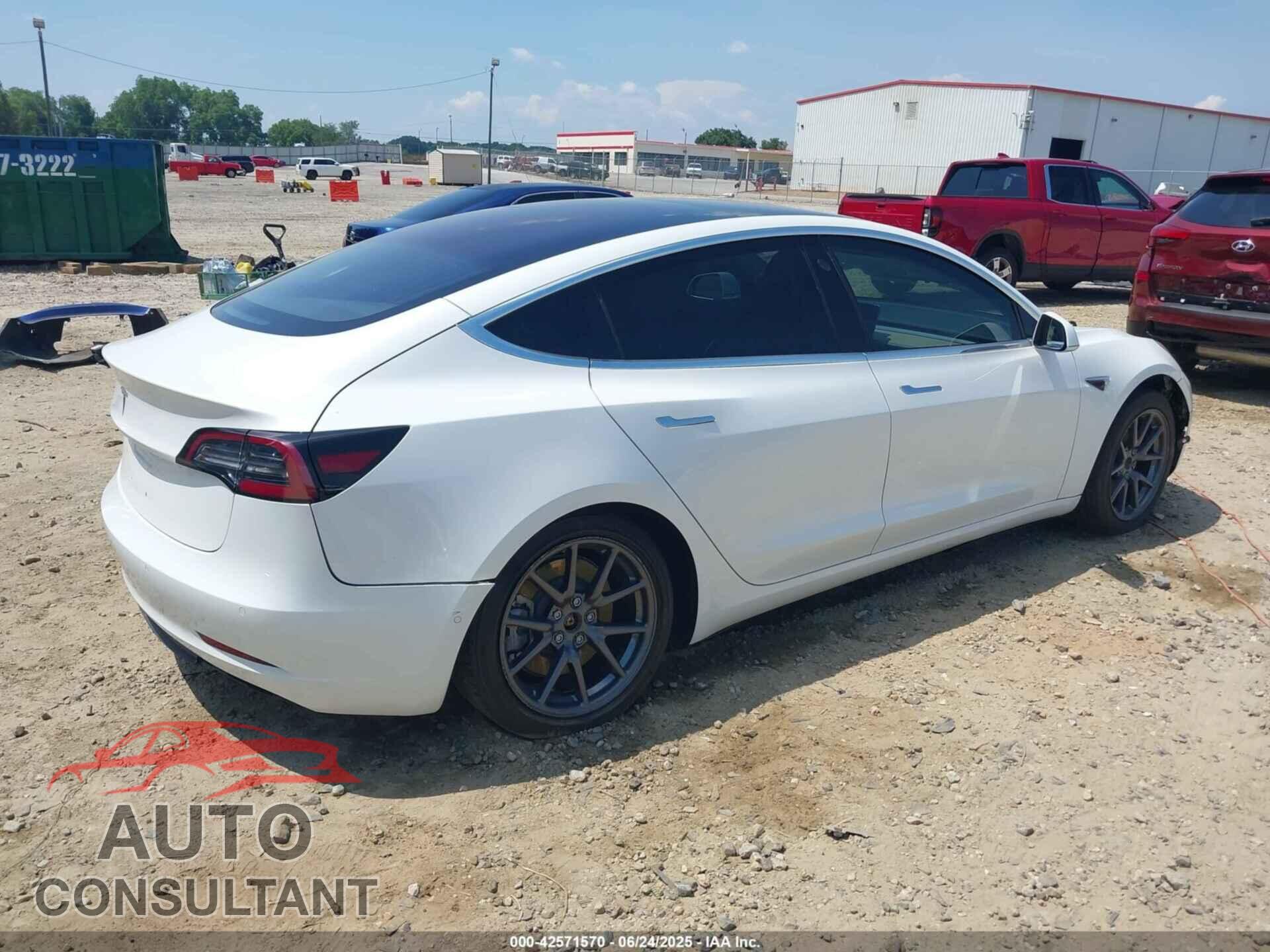 TESLA MODEL 3 2018 - 5YJ3E1EA6JF023078