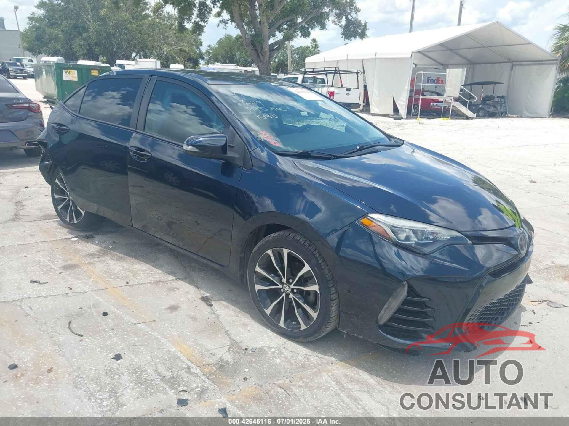 TOYOTA COROLLA 2018 - 5YFBURHE2JP827989