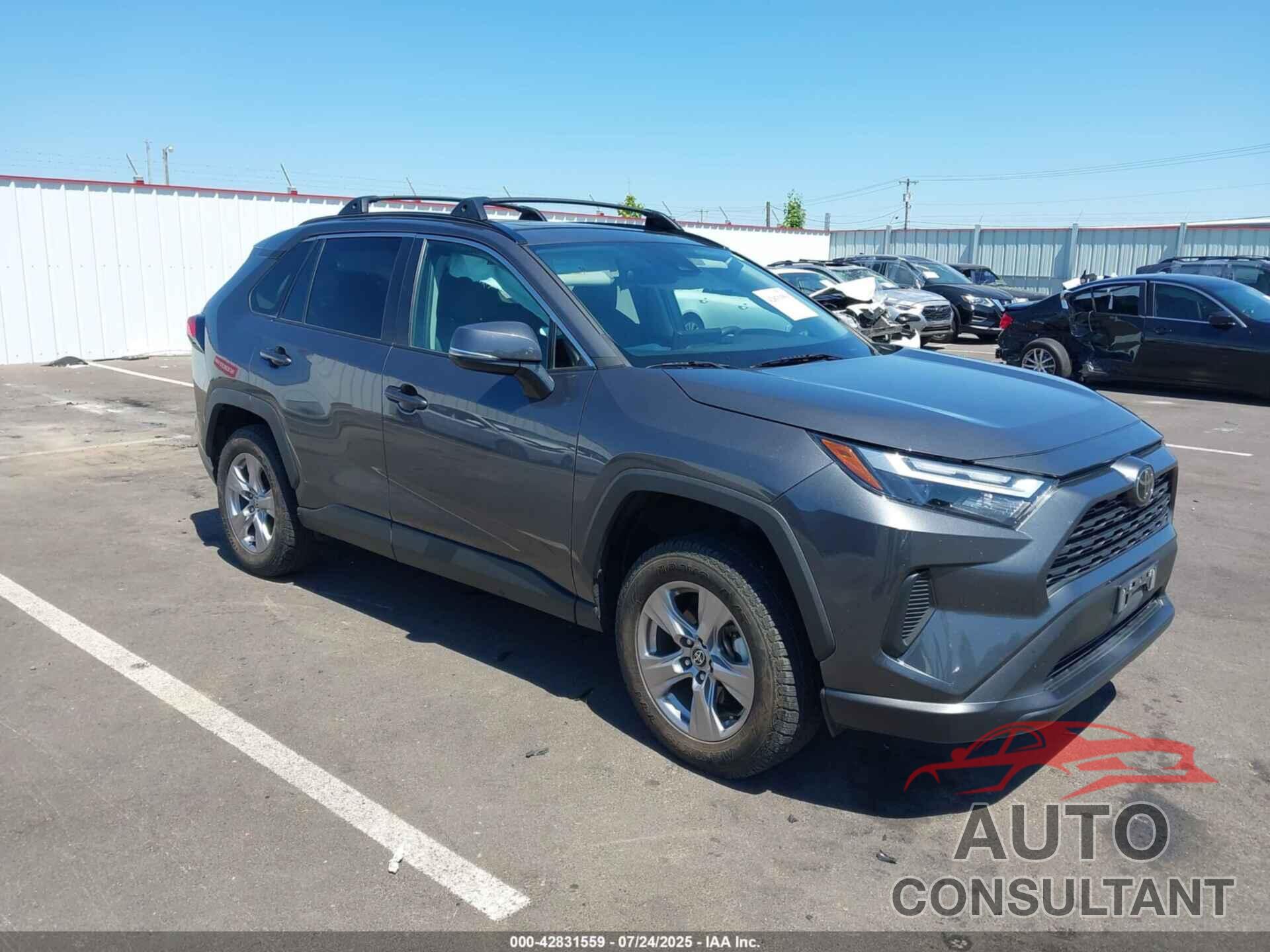 TOYOTA RAV4 2022 - 2T3P1RFV1NW277648