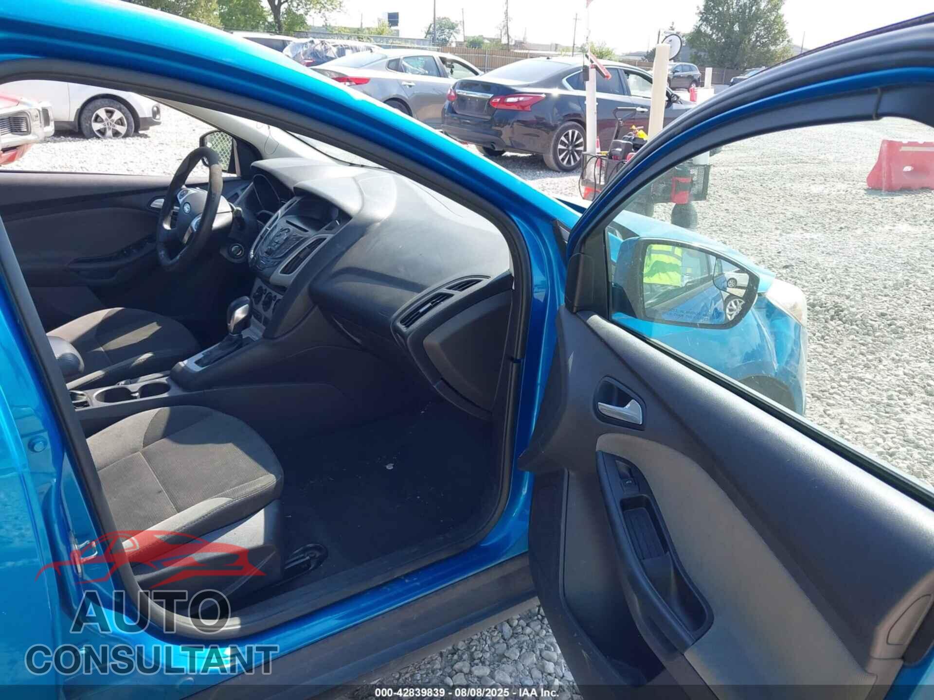 FORD FOCUS 2014 - 1FADP3F20EL234366