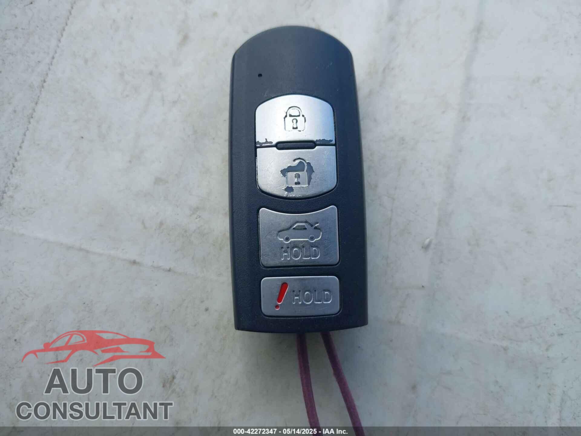 MAZDA MAZDA3 2017 - 3MZBN1U70HM115629