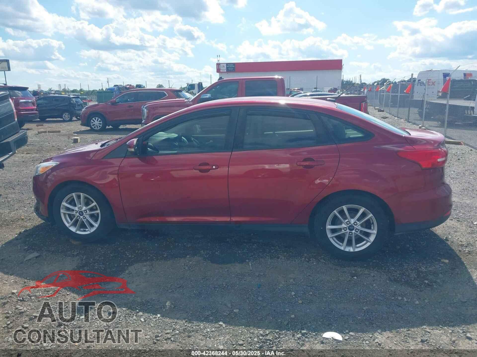 FORD FOCUS 2015 - 1FADP3F29FL338923