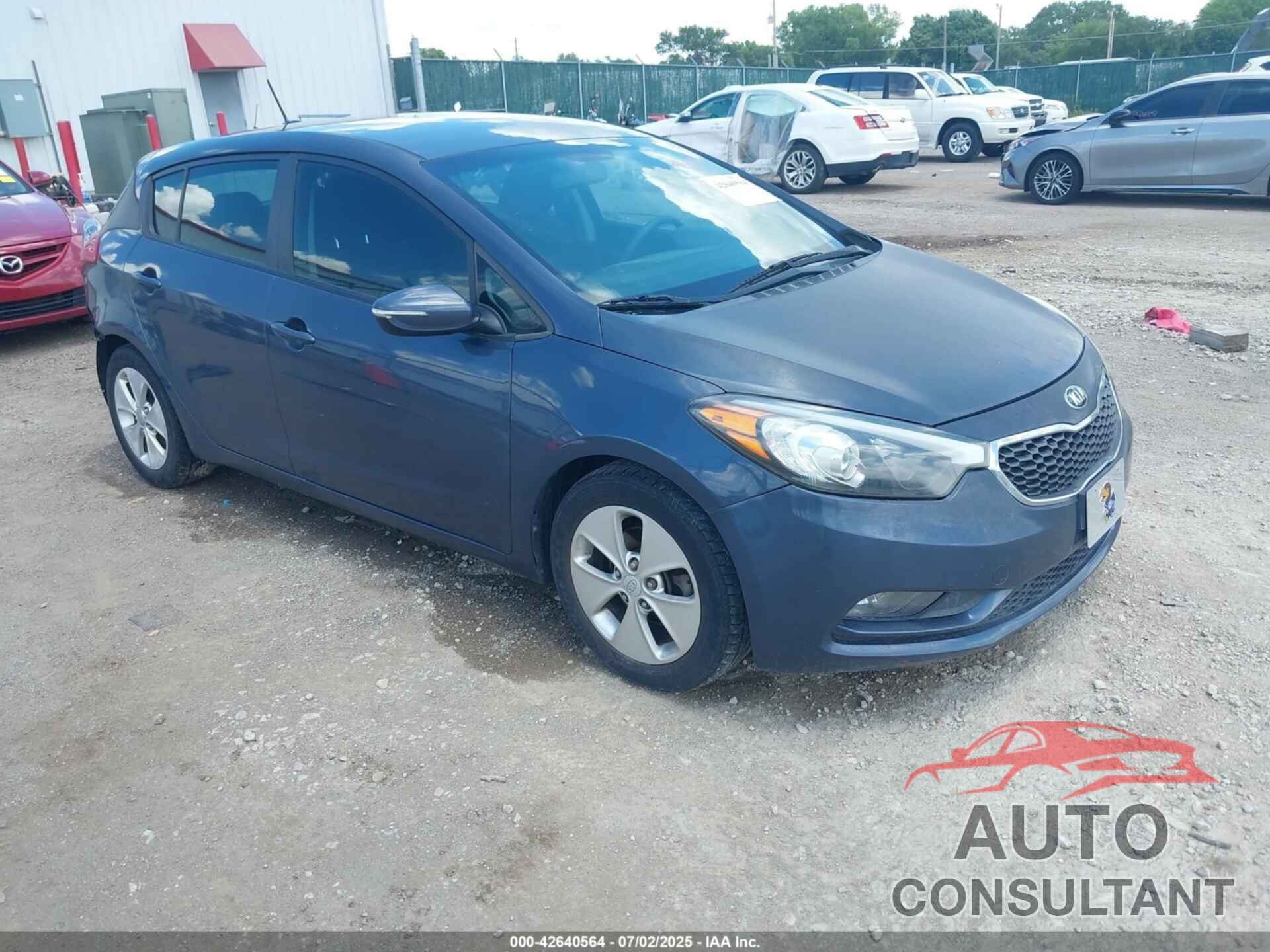 KIA FORTE 2016 - KNAFK5A8XG5622329