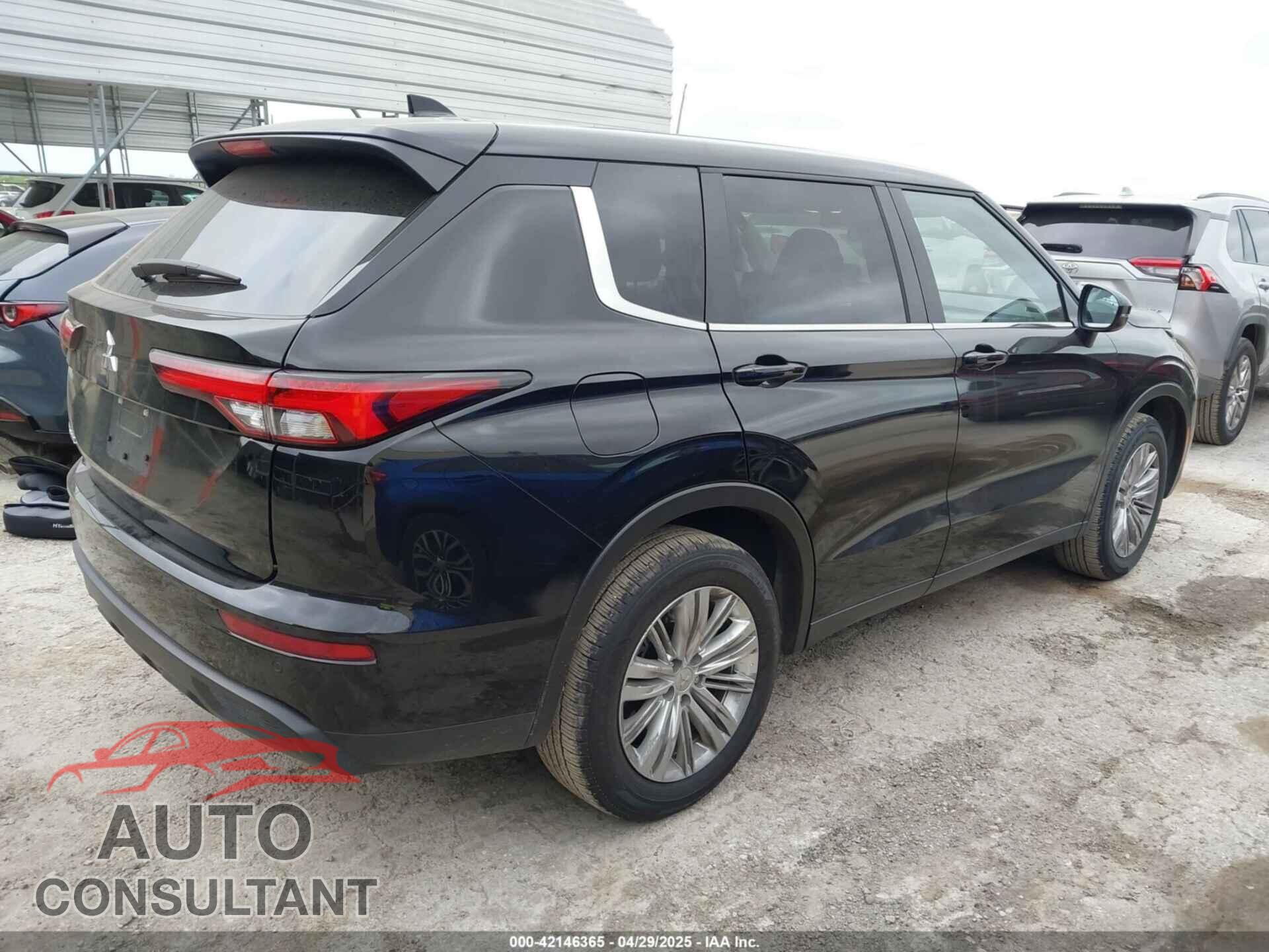 MITSUBISHI OUTLANDER 2024 - JA4J3UA87RZ073473