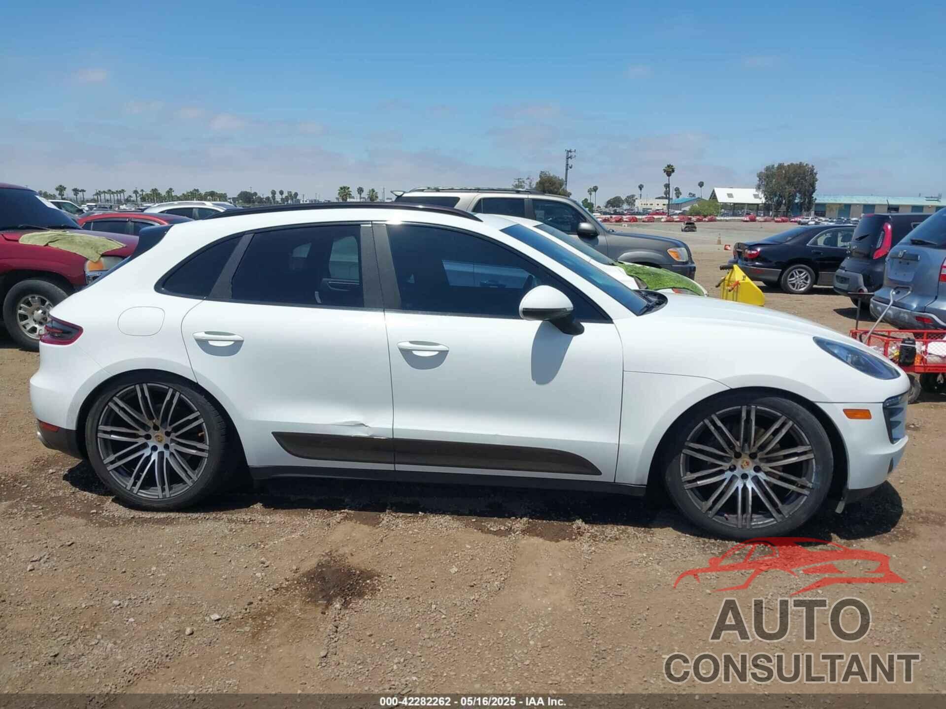 PORSCHE MACAN 2015 - WP1AB2A52FLB59239