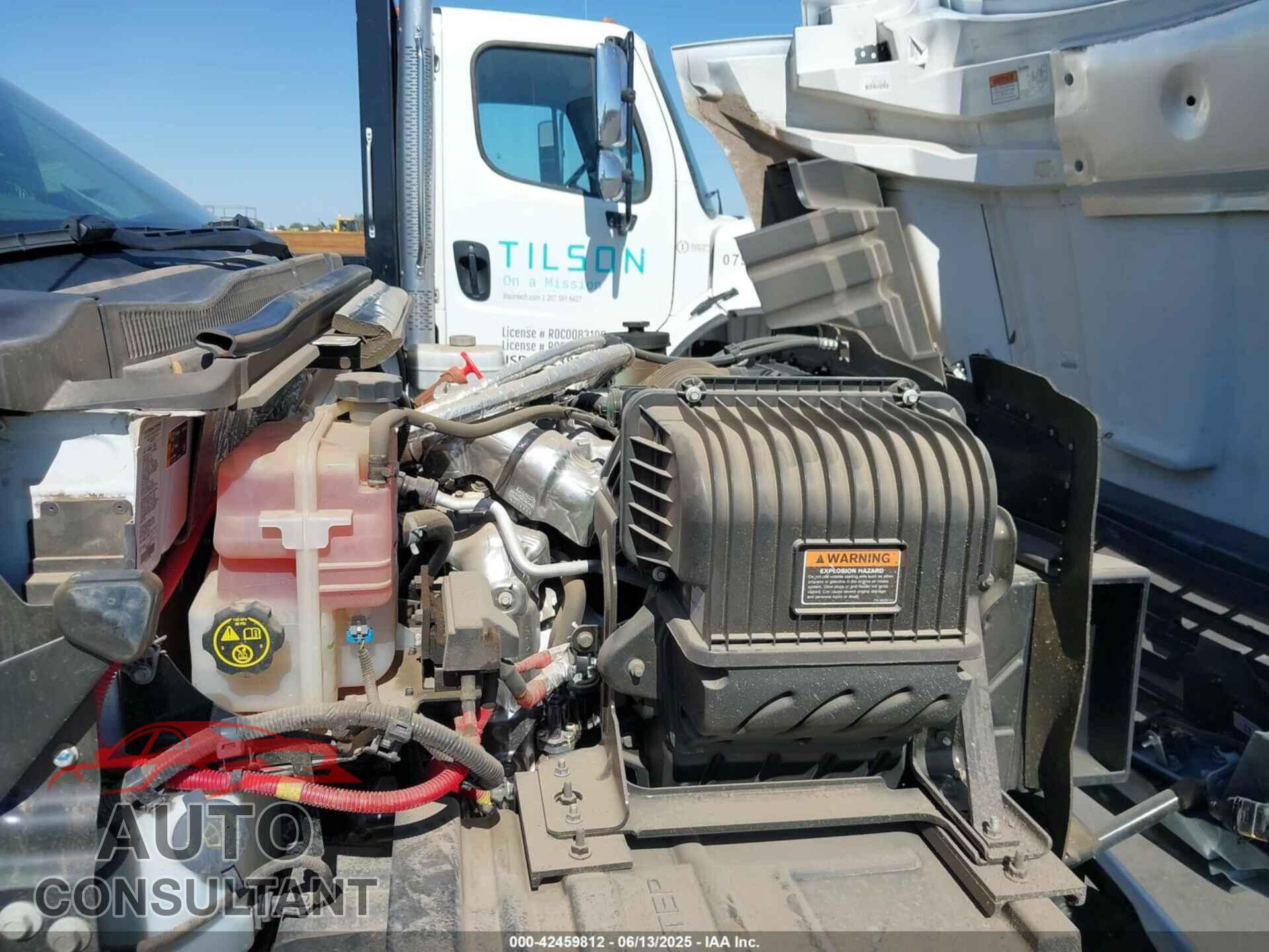 CHEVROLET SILVERADO MD 2023 - 1HTKJPVM0PH333565
