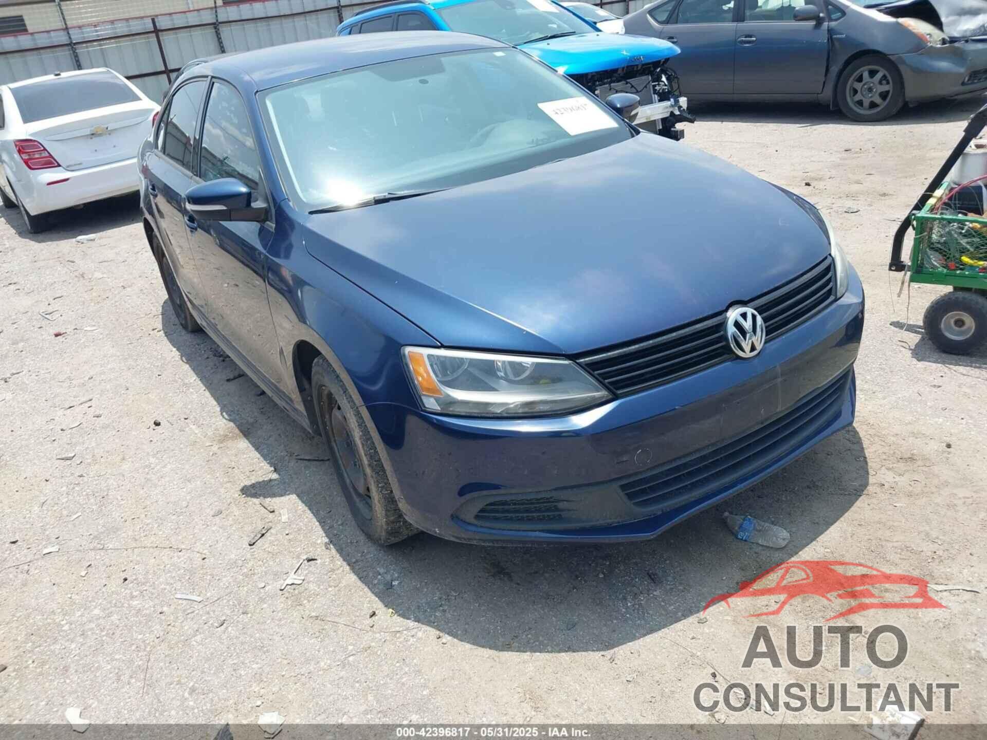 VOLKSWAGEN JETTA 2011 - 3VWDZ7AJ9BM325296