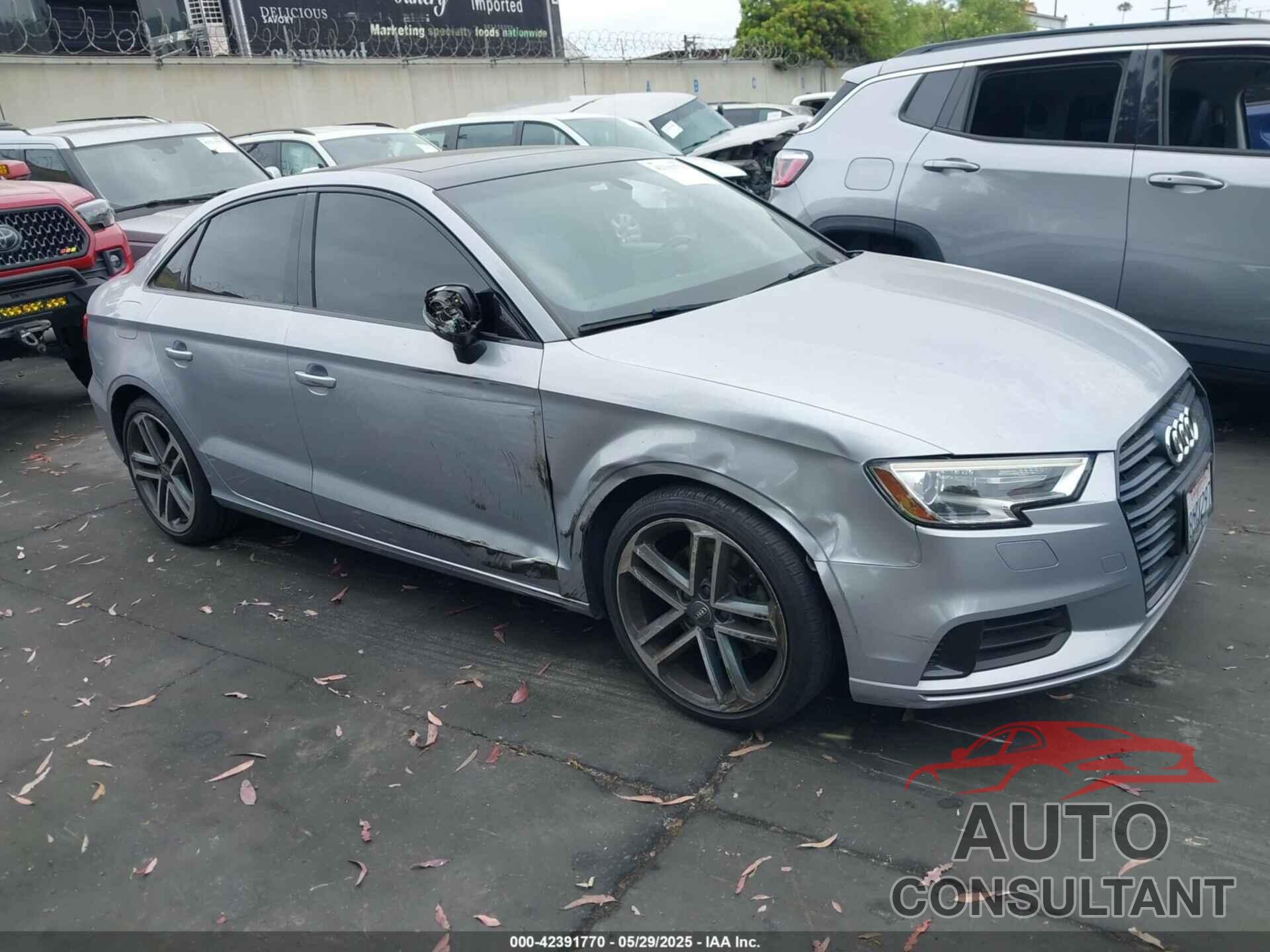 AUDI A3 2019 - WAUAUGFF4KA098943
