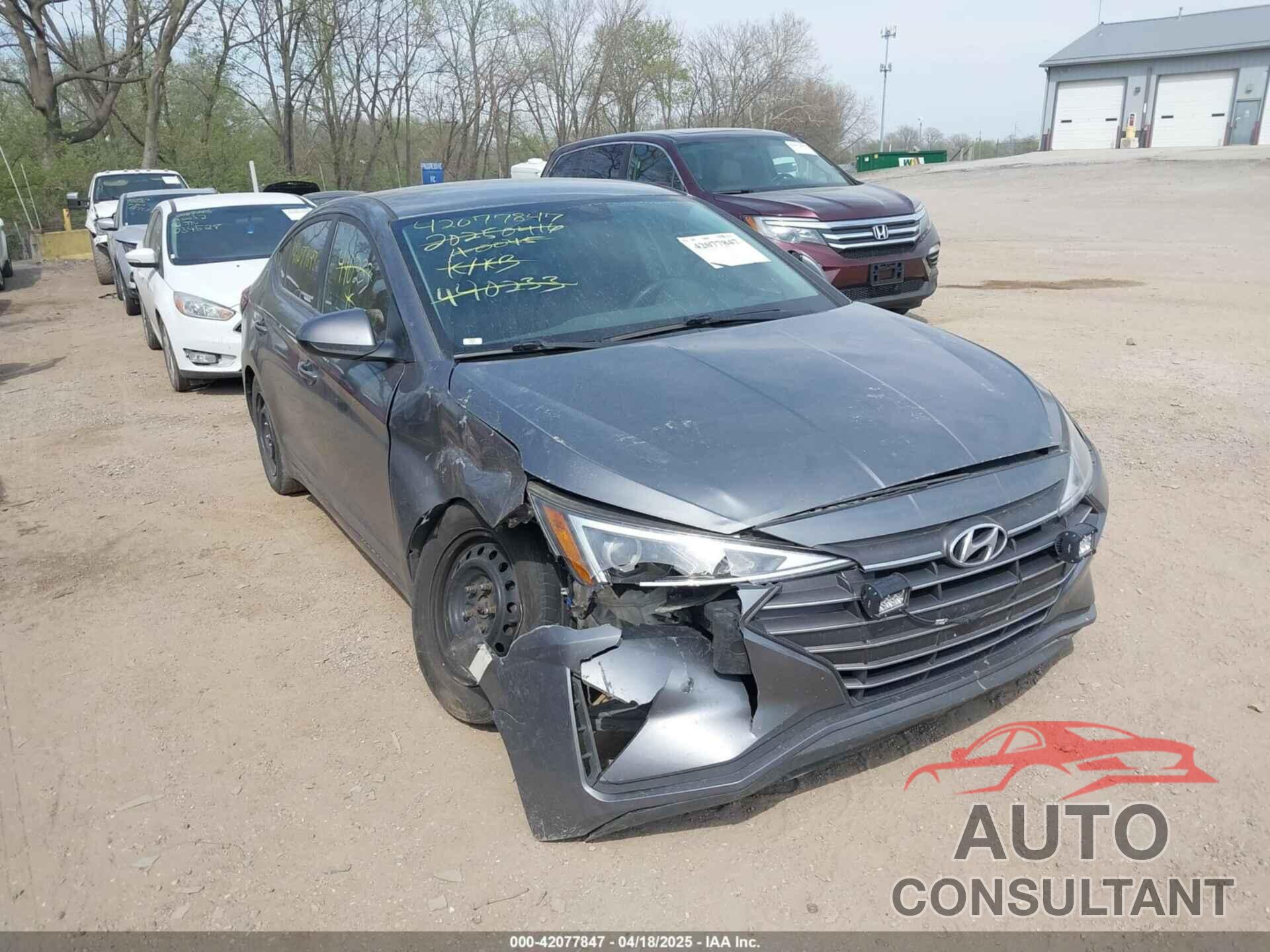 HYUNDAI ELANTRA 2019 - 5NPD74LF4KH440233