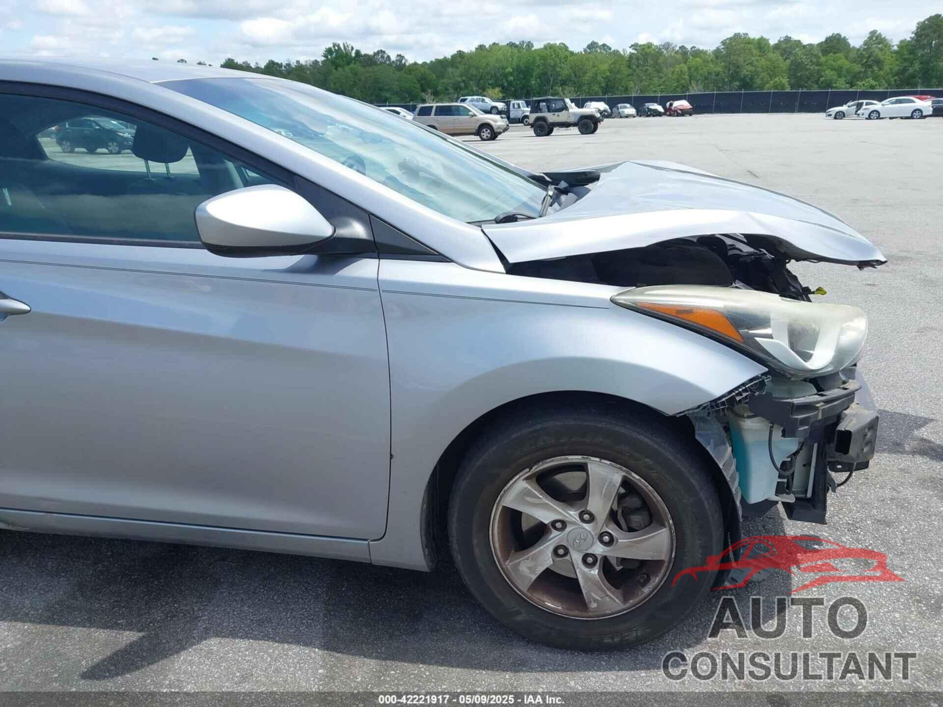 HYUNDAI ELANTRA 2015 - 5NPDH4AE6FH571077