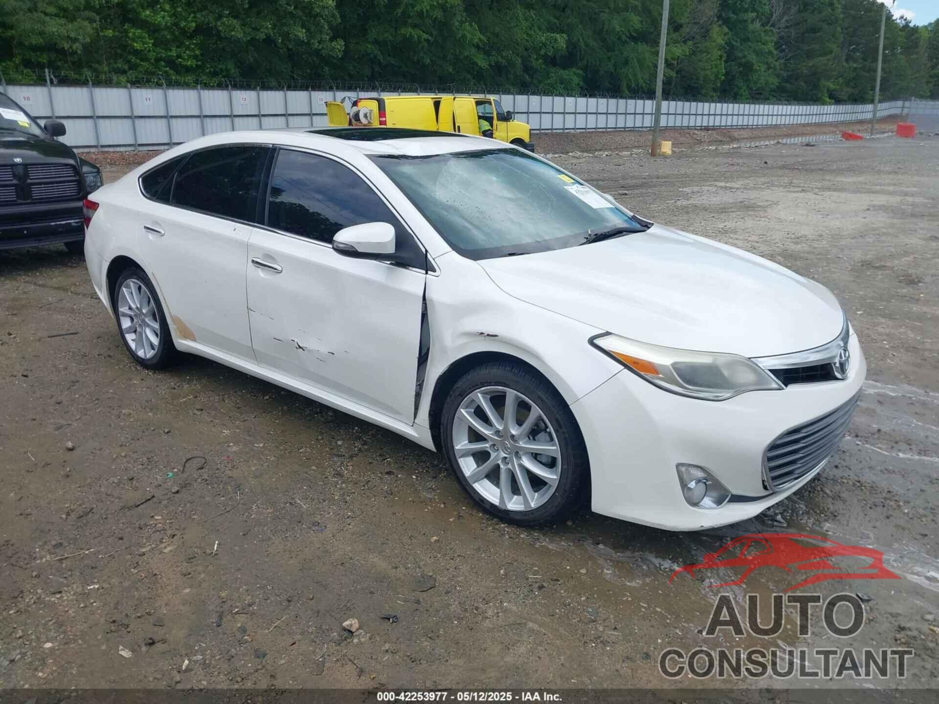 TOYOTA AVALON 2013 - 4T1BK1EB3DU066331