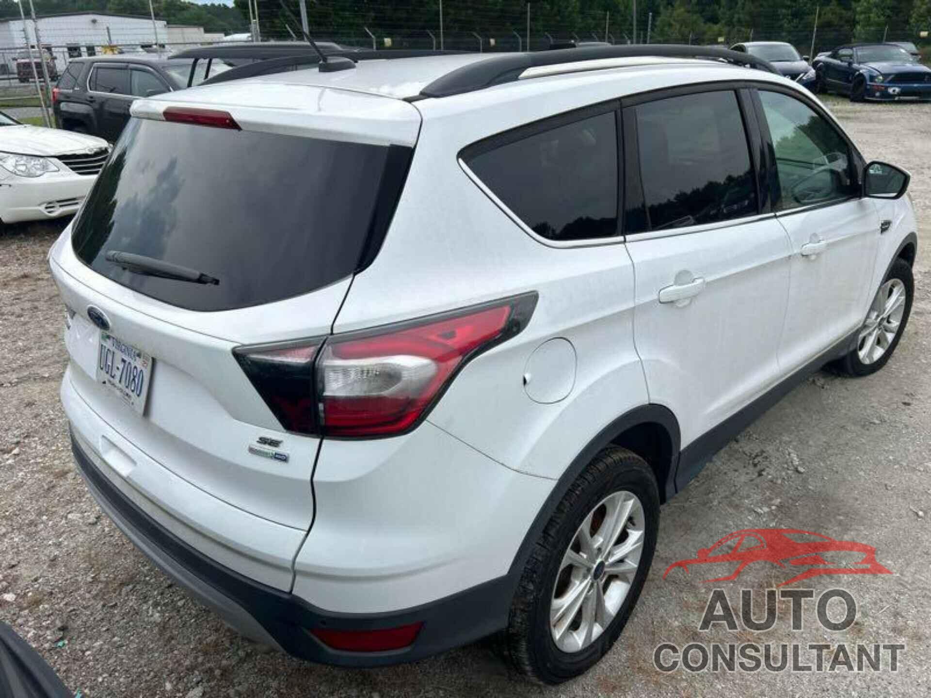 FORD ESCAPE 2017 - 1FMCU9G96HUA54946