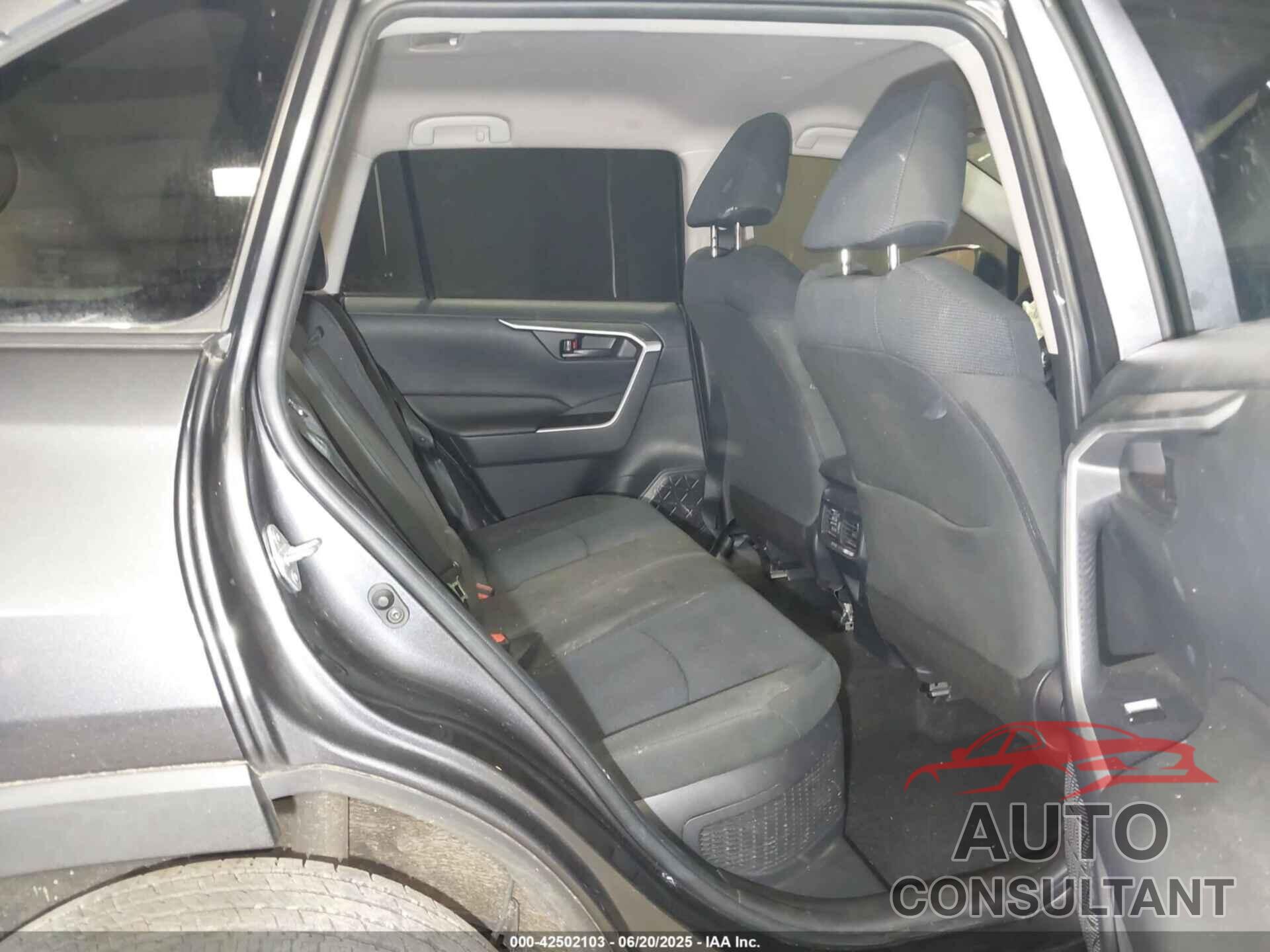 TOYOTA RAV4 HYBRID 2019 - JTMMWRFV8KD036053
