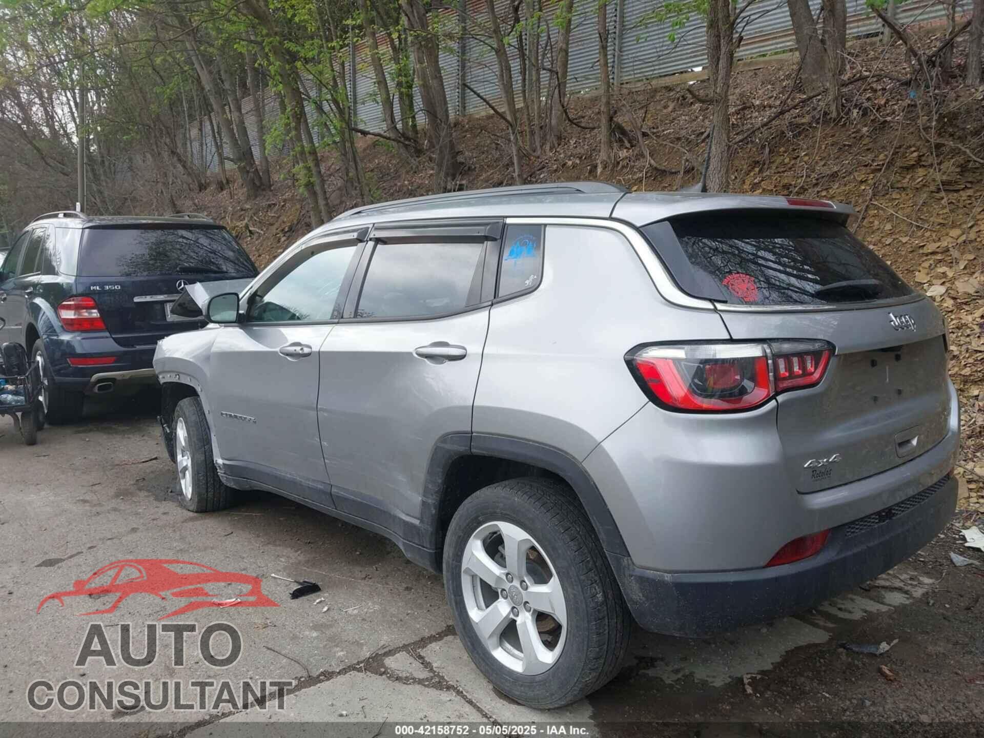 JEEP COMPASS 2020 - 3C4NJDBB7LT240789