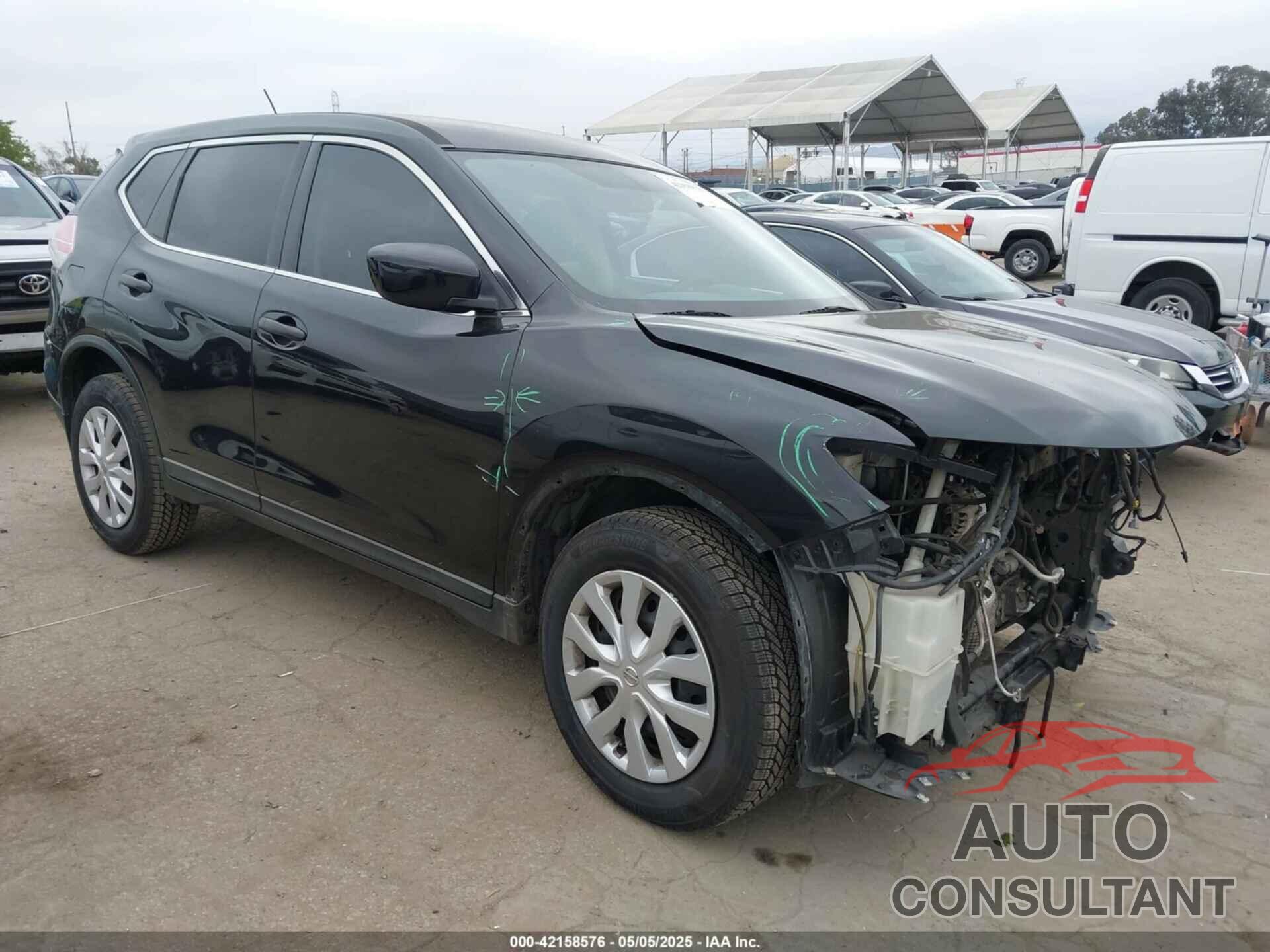 NISSAN ROGUE 2016 - KNMAT2MT1GP630901