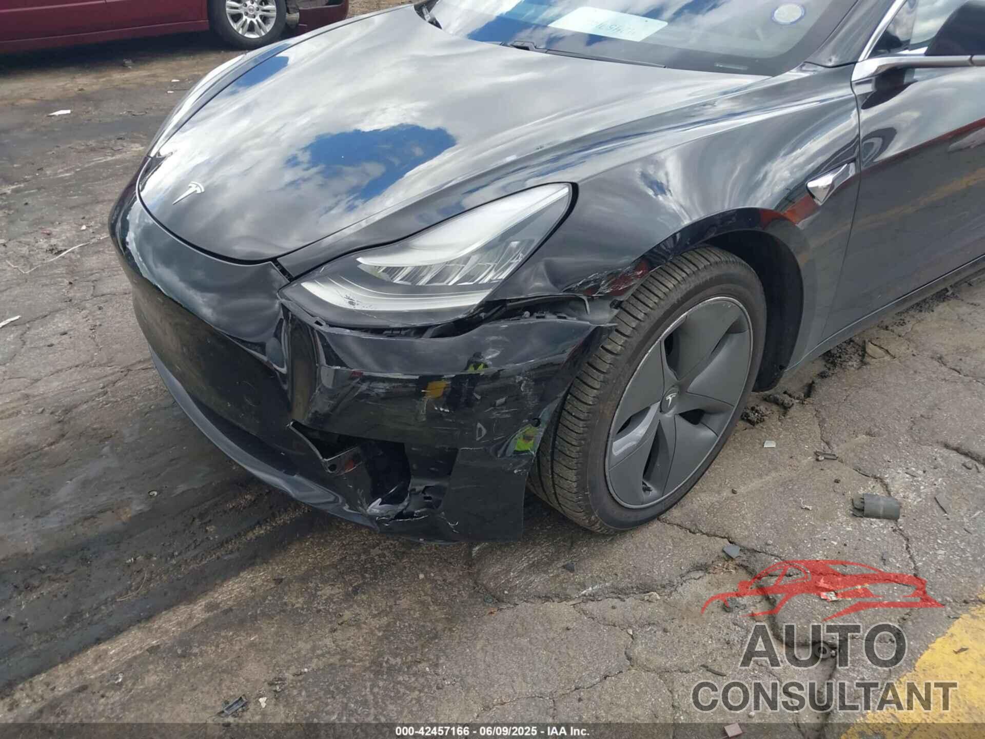 TESLA MODEL 3 2019 - 5YJ3E1EB1KF441834