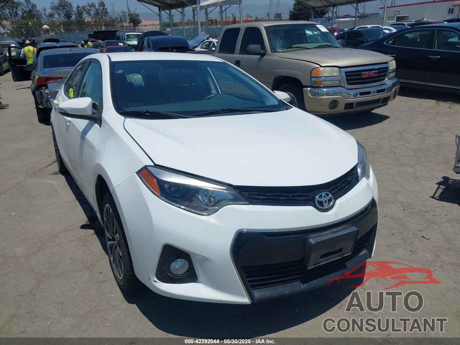 TOYOTA COROLLA 2015 - 5YFBURHE9FP356415