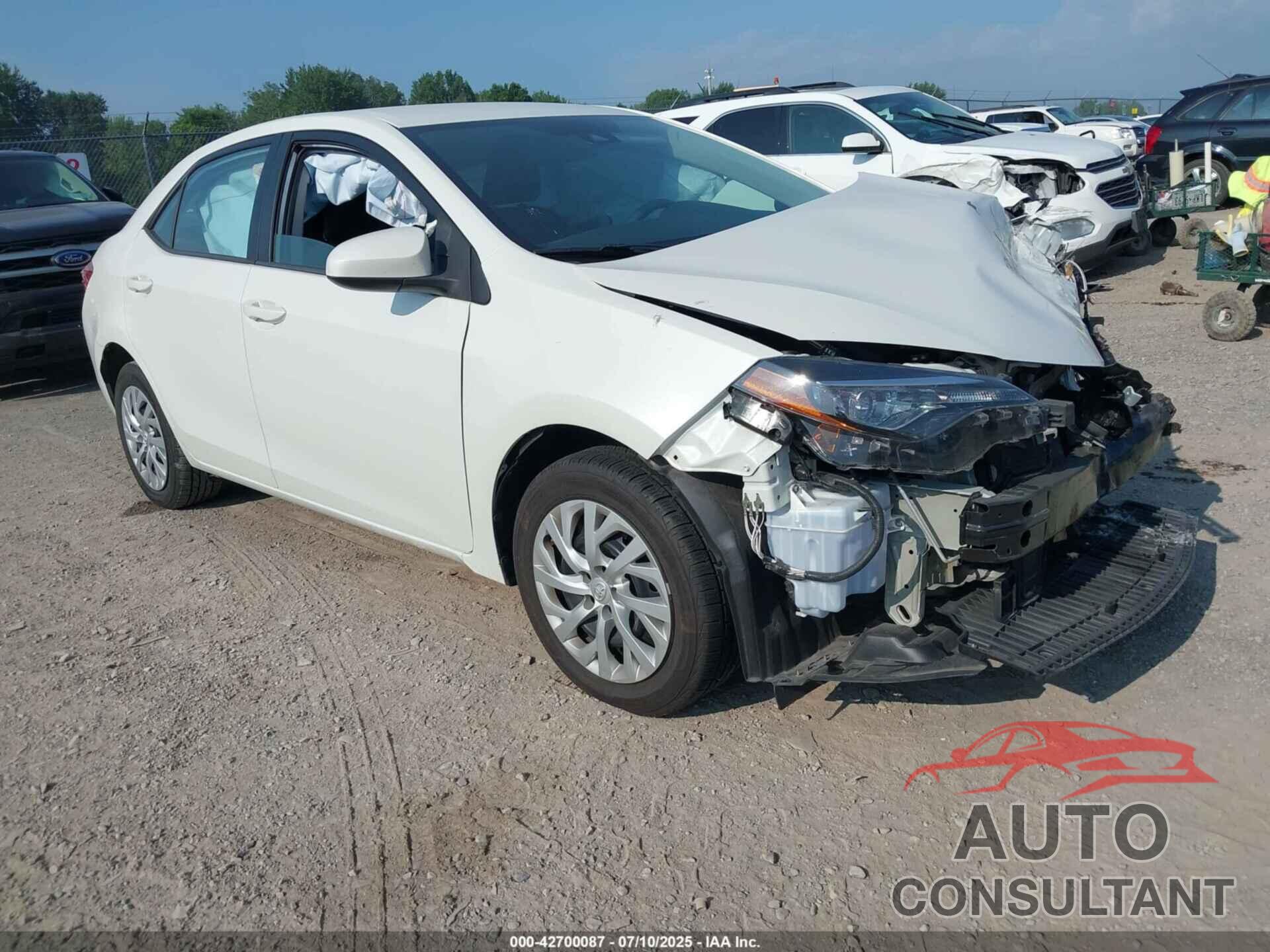 TOYOTA COROLLA 2018 - 5YFBURHE7JP788980
