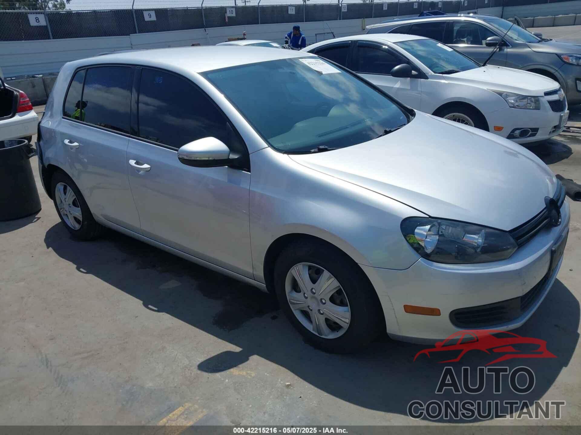 VOLKSWAGEN GOLF 2013 - WVWDB7AJ5DW140284