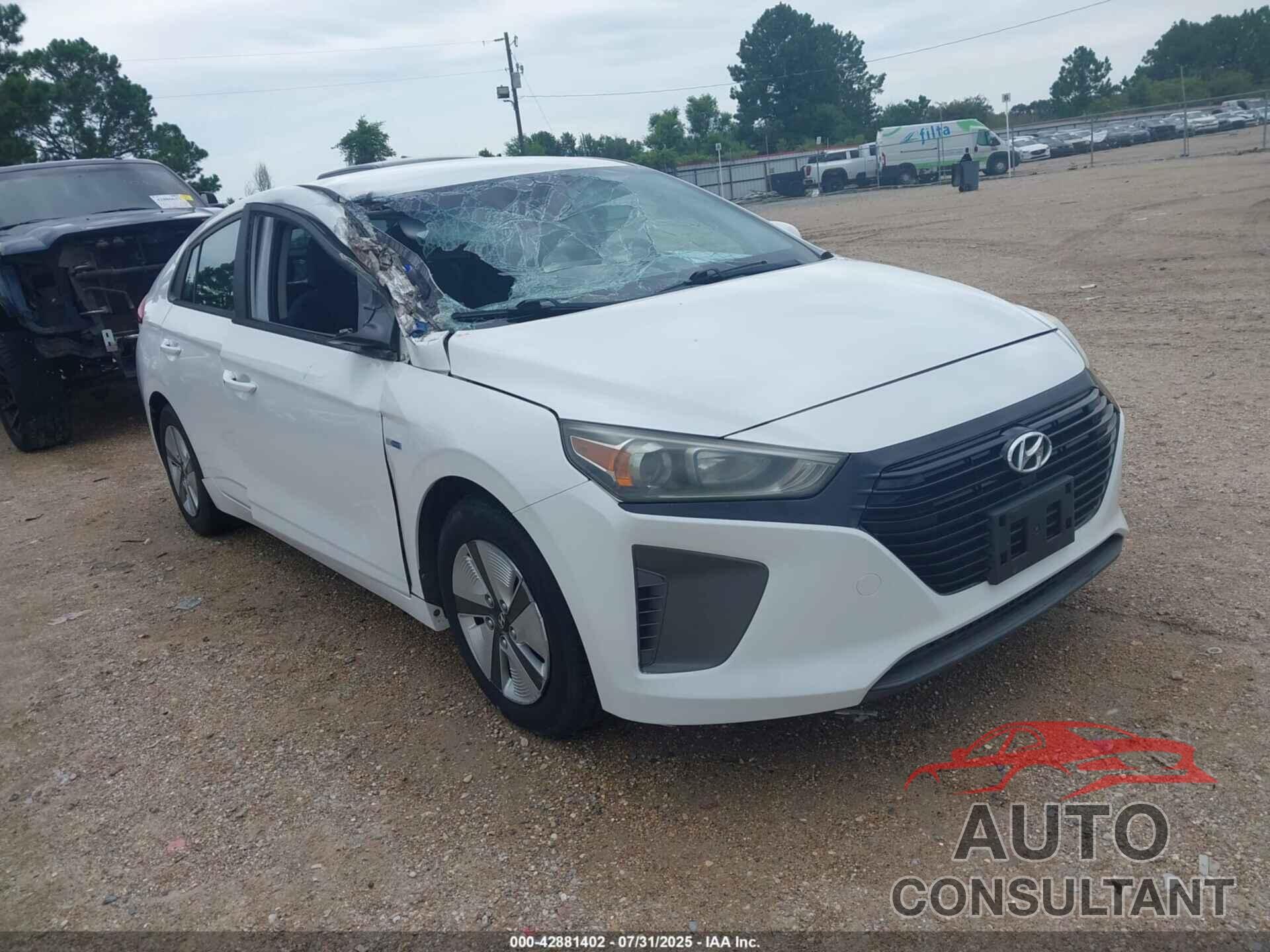HYUNDAI IONIQ HYBRID 2018 - KMHC65LC1JU100404