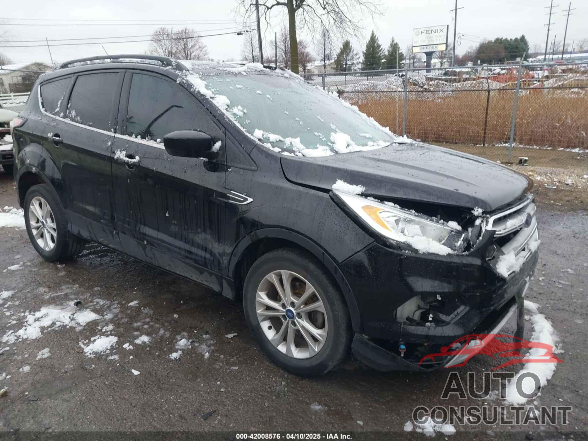 FORD ESCAPE 2017 - 1FMCU0GD5HUD08968