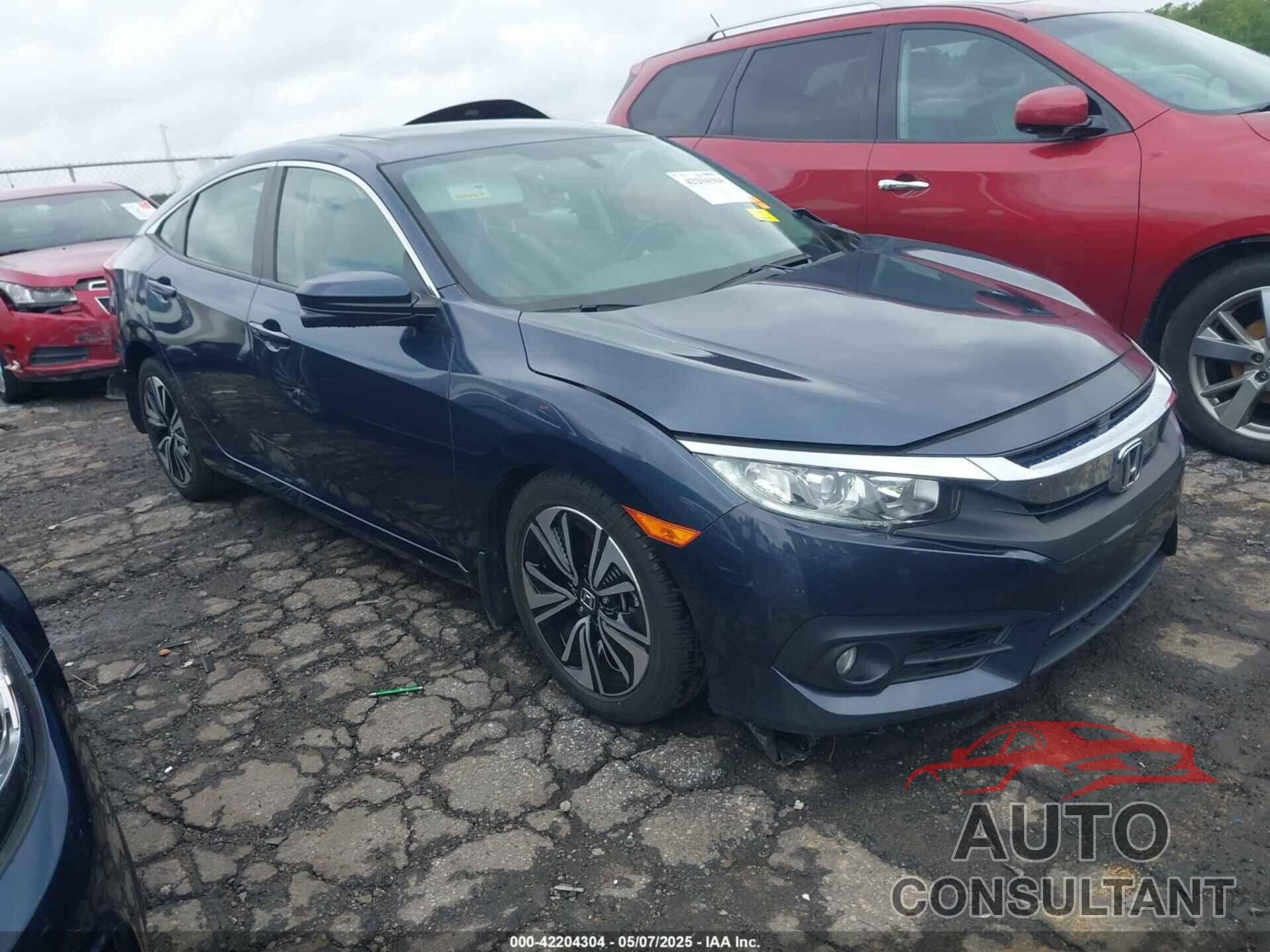 HONDA CIVIC 2018 - JHMFC1F71JX018526