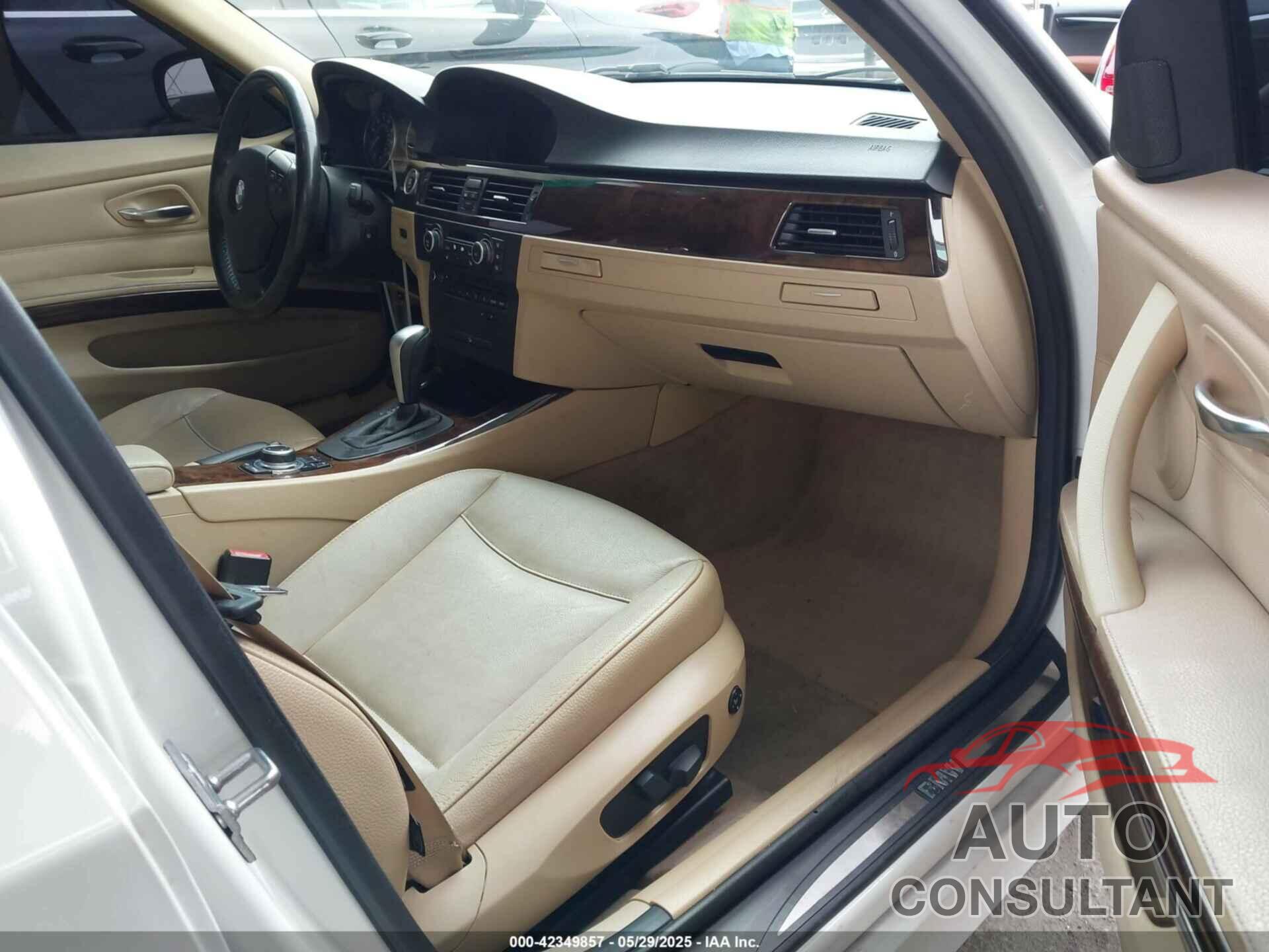 BMW 328I 2011 - WBAPK7C56BA972057