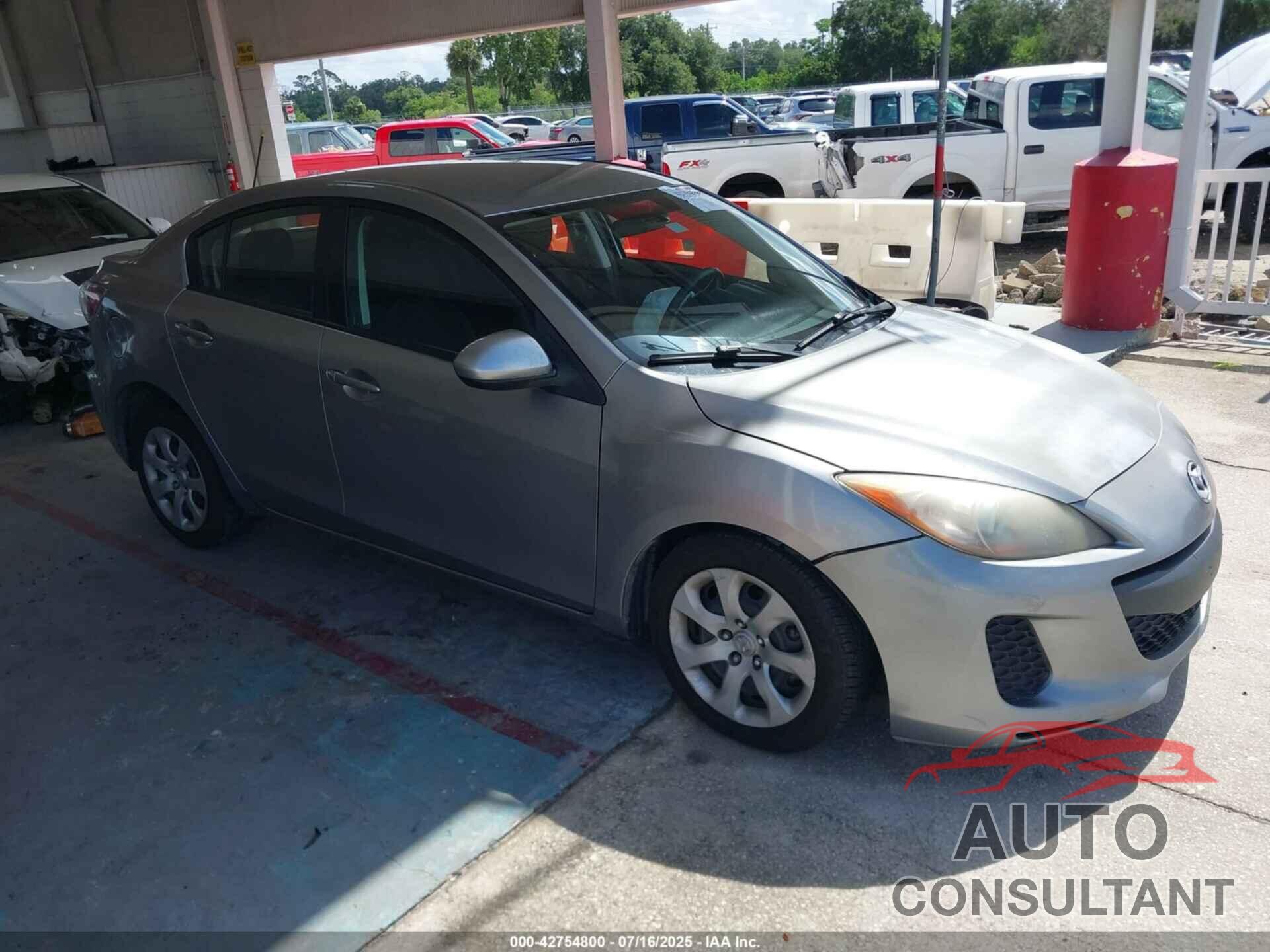MAZDA 3 2013 - JM1BL1UP6D1758566