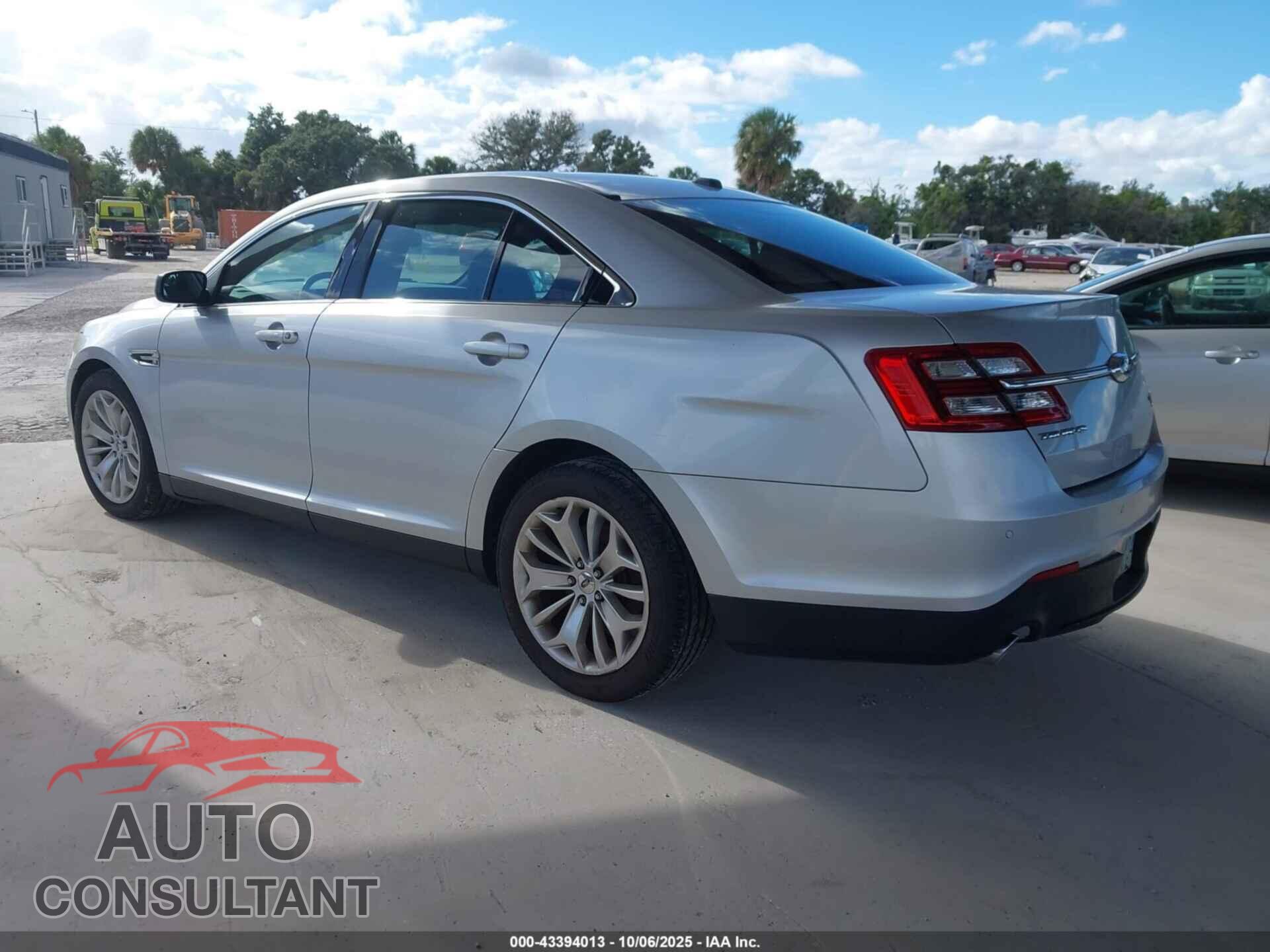 FORD TAURUS 2014 - 1FAHP2F88EG174989