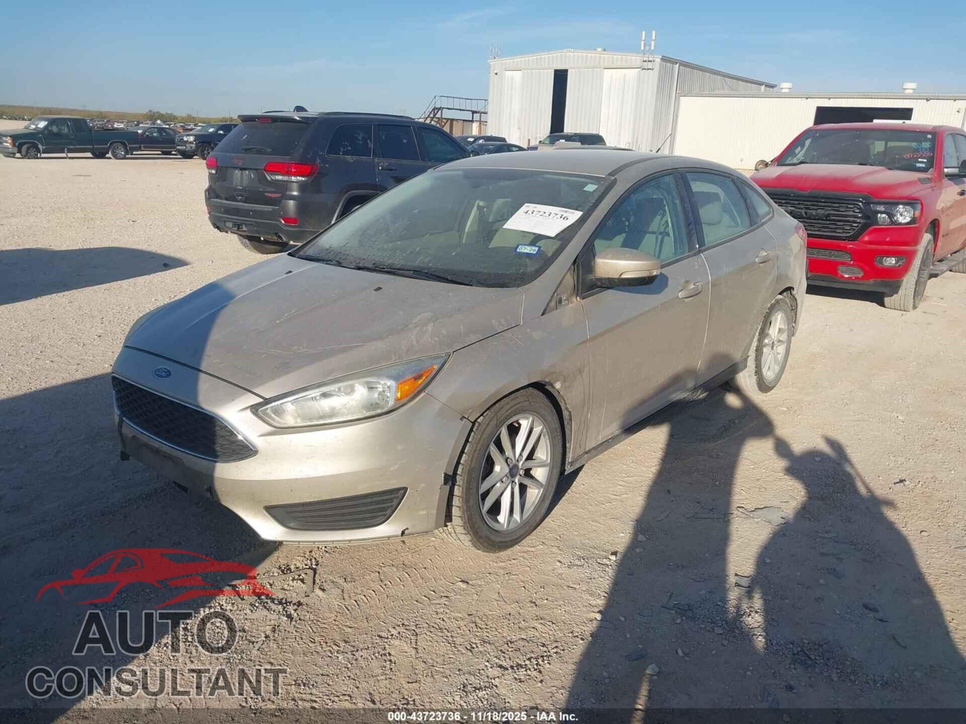 FORD FOCUS 2017 - 1FADP3F27HL229752