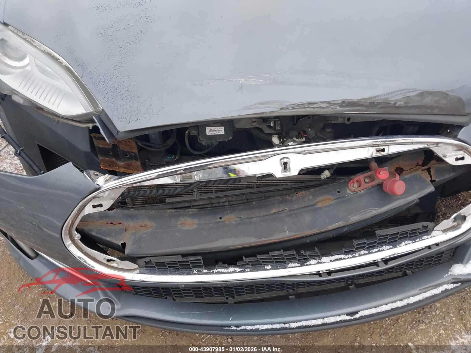 TESLA MODEL S 2013 - 5YJSA1AC5DFP10247