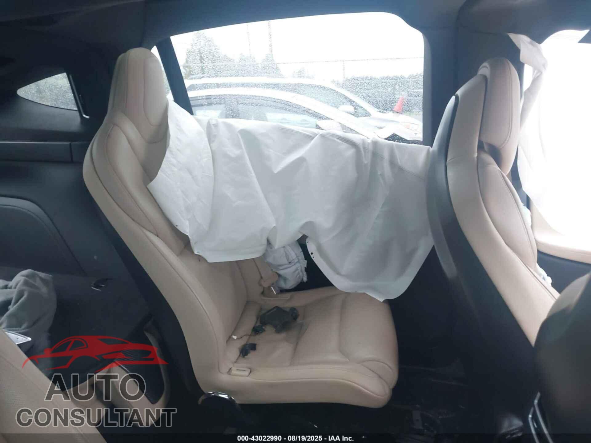 TESLA MODEL X 2016 - 5YJXCBE24GF020517