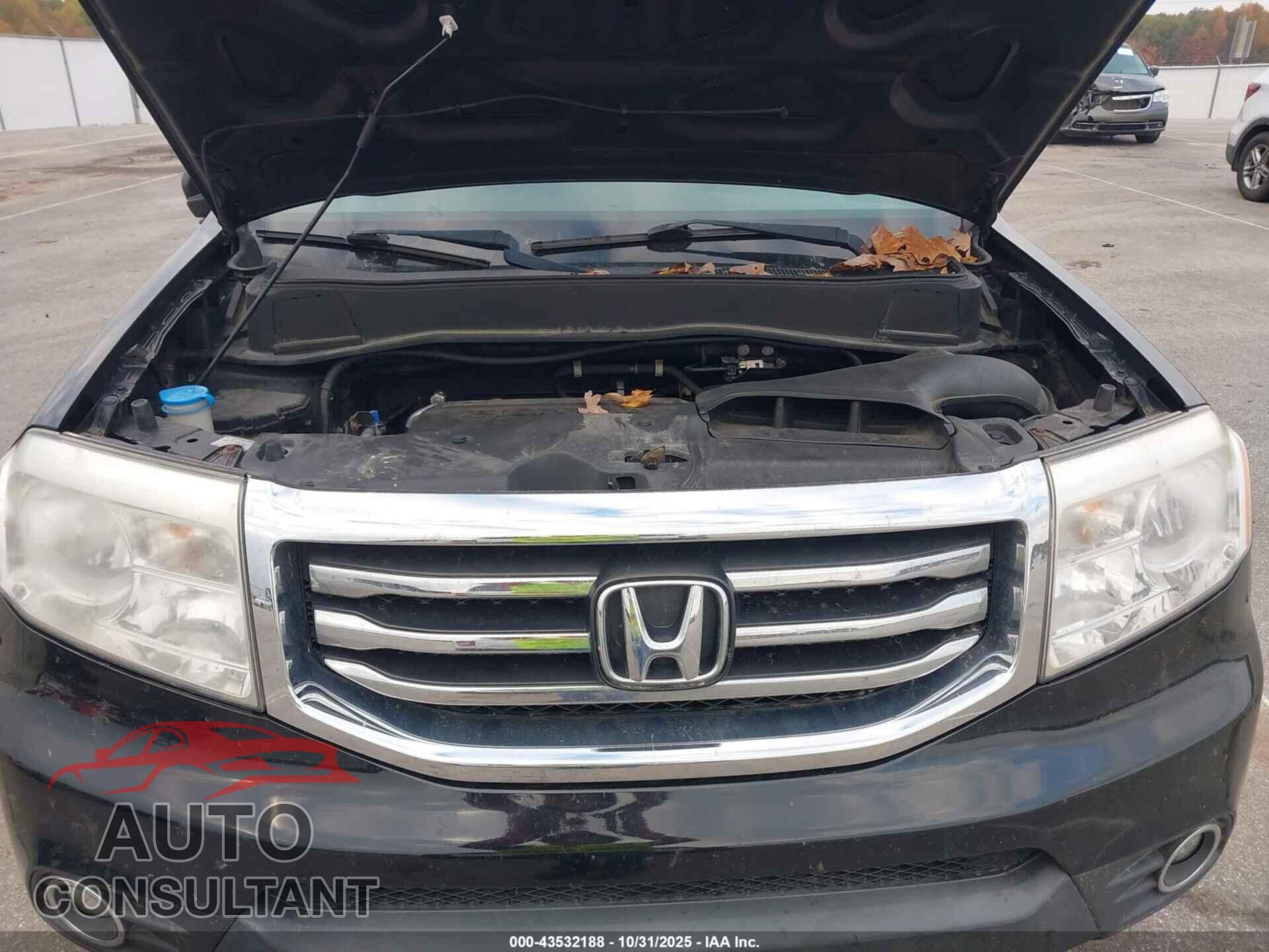 HONDA PILOT 2015 - 5FNYF4H60FB032409