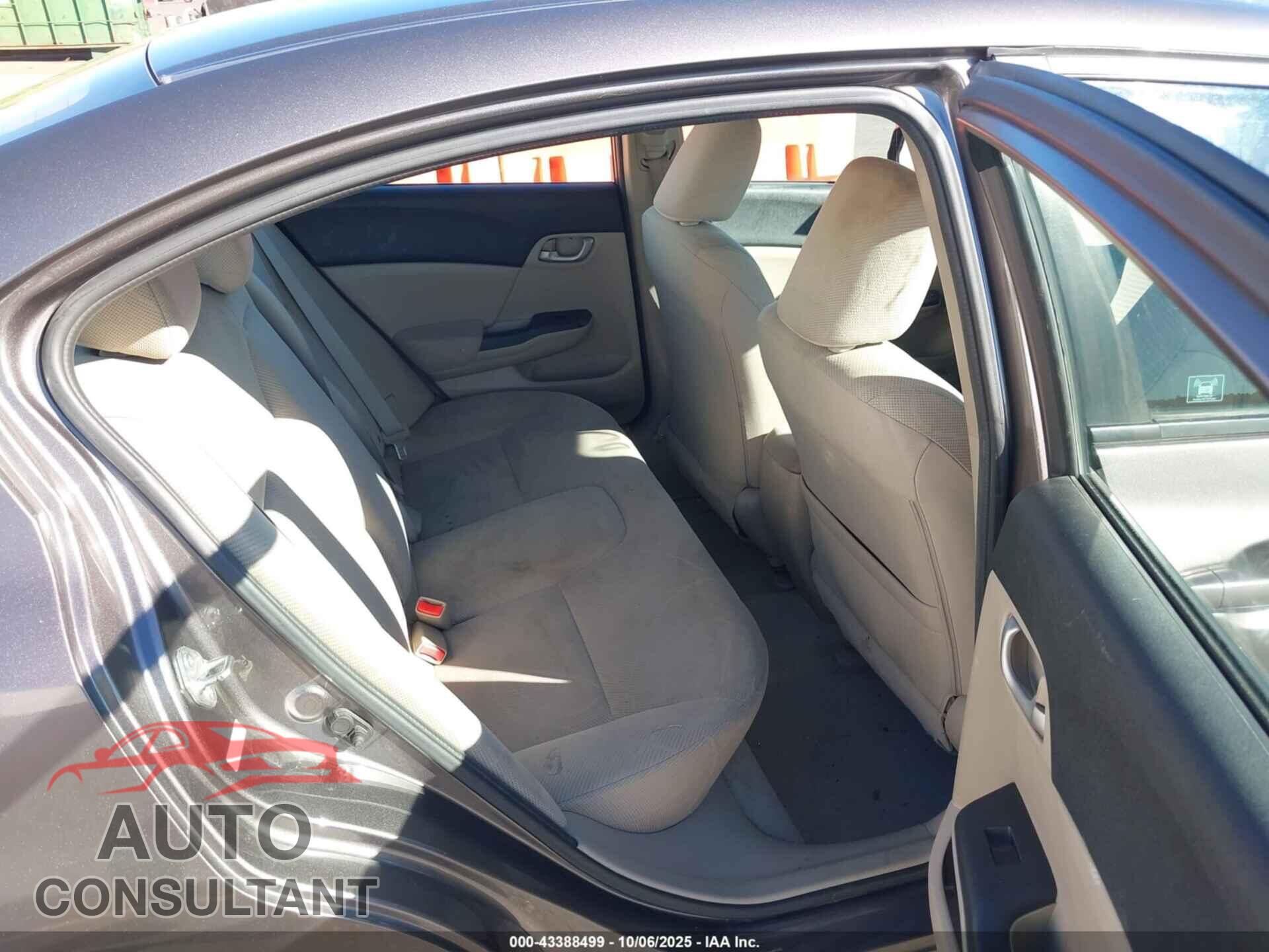 HONDA CIVIC 2012 - 19XFB2F52CE387780