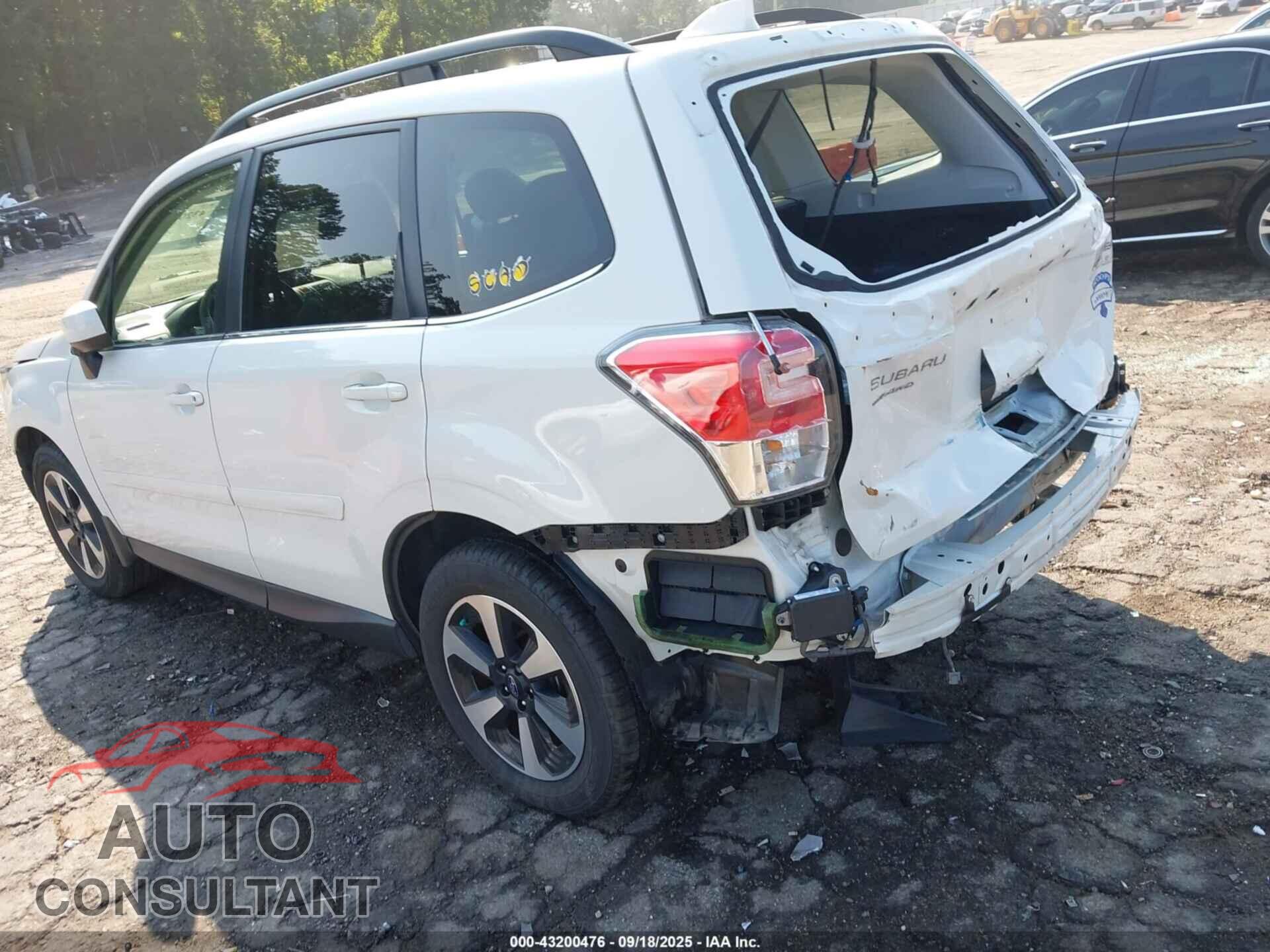 SUBARU FORESTER 2017 - JF2SJARC1HH529075