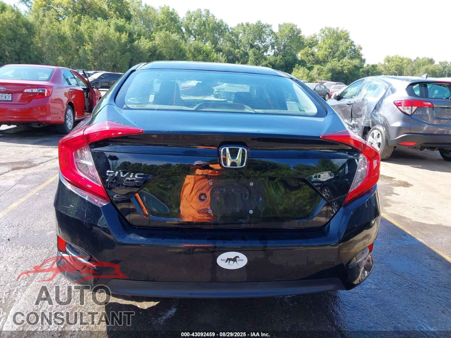 HONDA CIVIC 2017 - 19XFC2F56HE001981