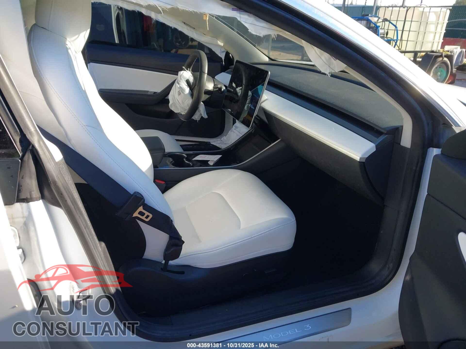 TESLA MODEL 3 2020 - 5YJ3E1EA5LF591096