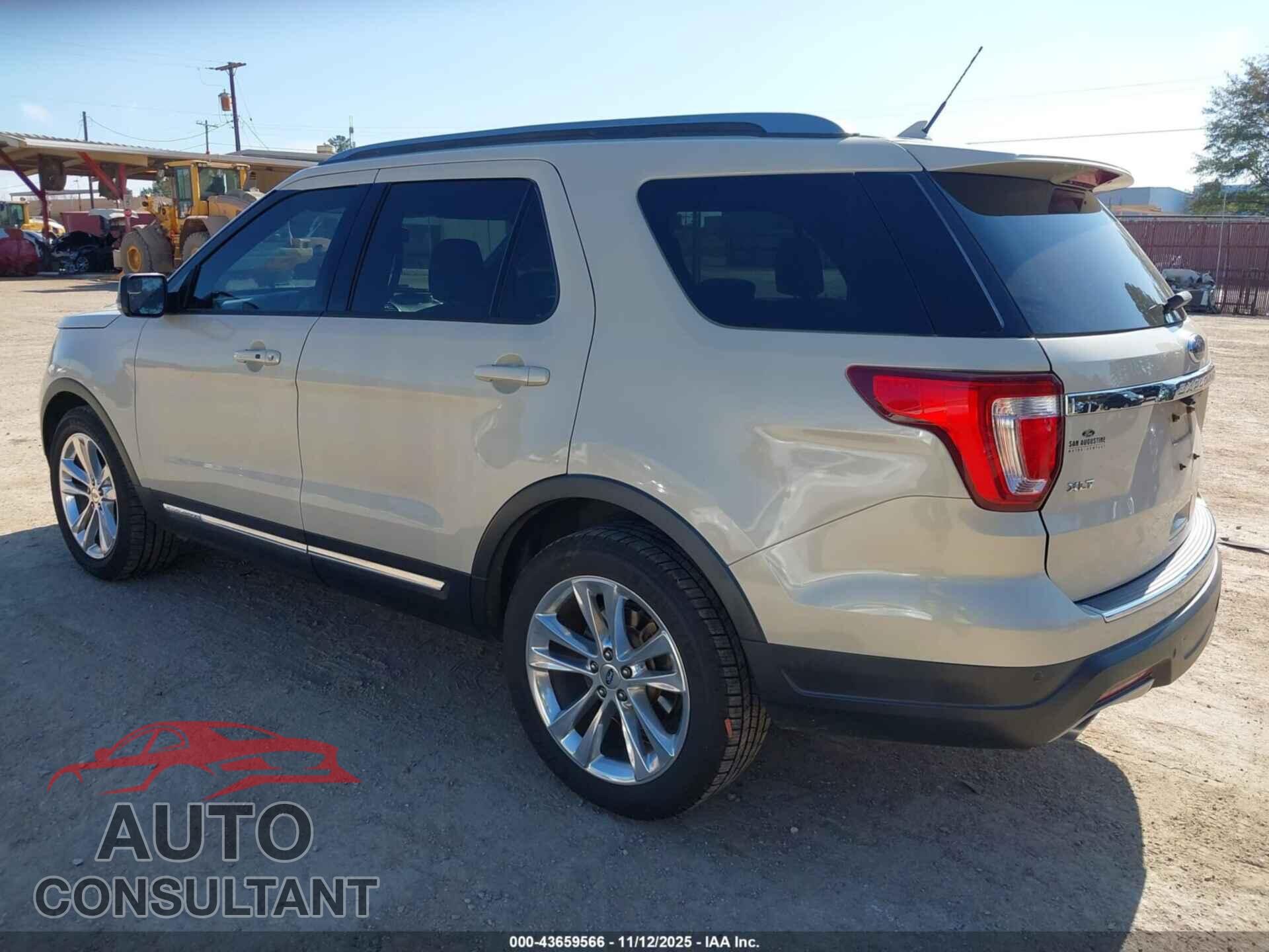 FORD EXPLORER 2018 - 1FM5K7D88JGB30606