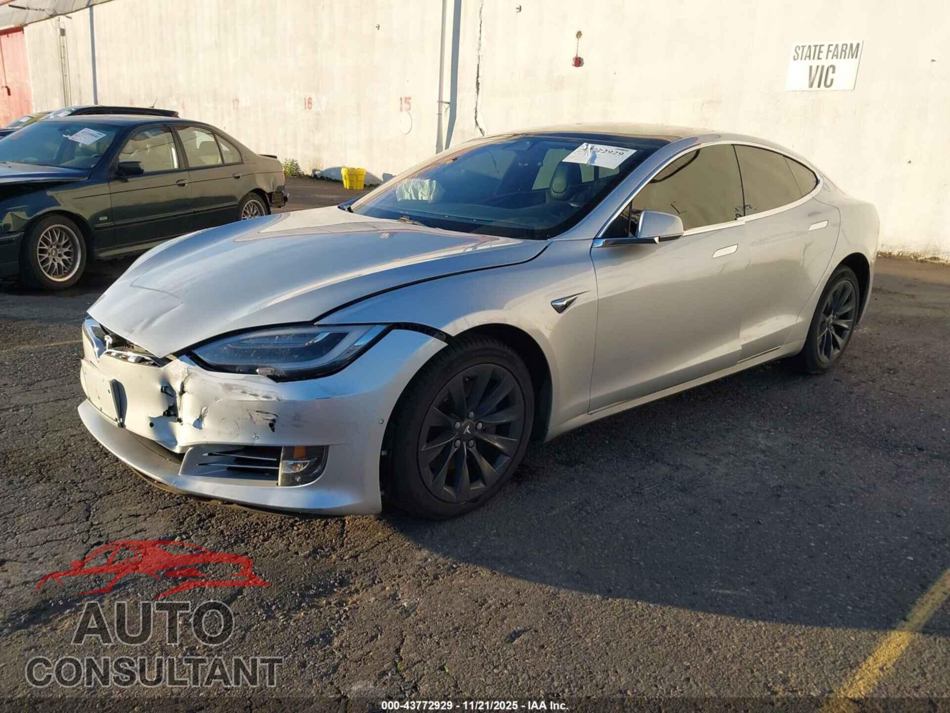 TESLA MODEL S 2018 - 5YJSA1E23JF246677