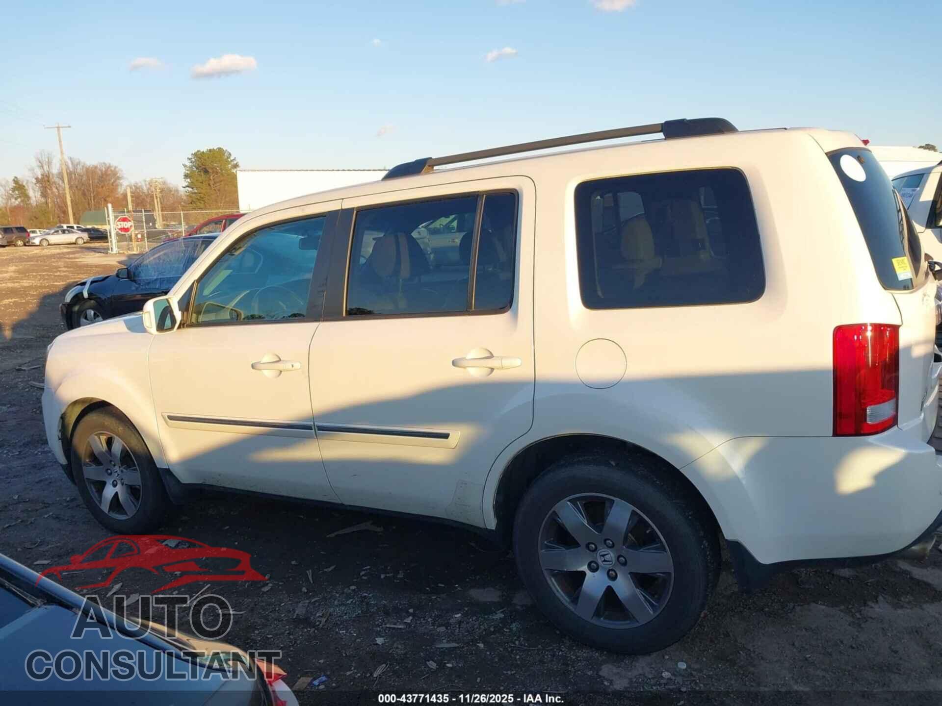 HONDA PILOT 2015 - 5FNYF4H97FB072870