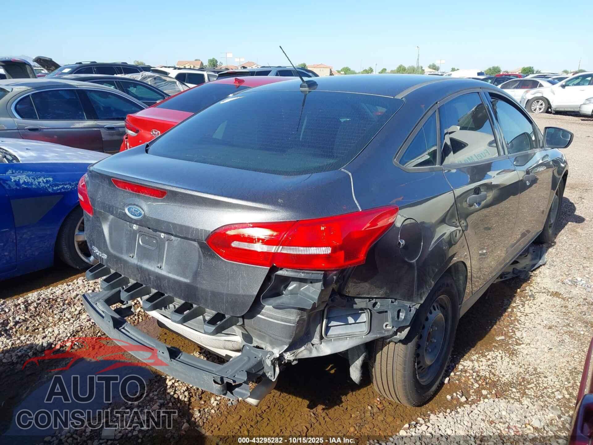 FORD FOCUS 2018 - 1FADP3E29JL304247