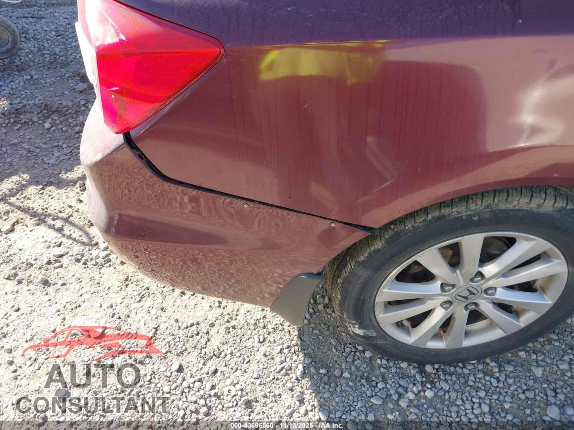 HONDA CIVIC 2012 - 2HGFB2F97CH509171