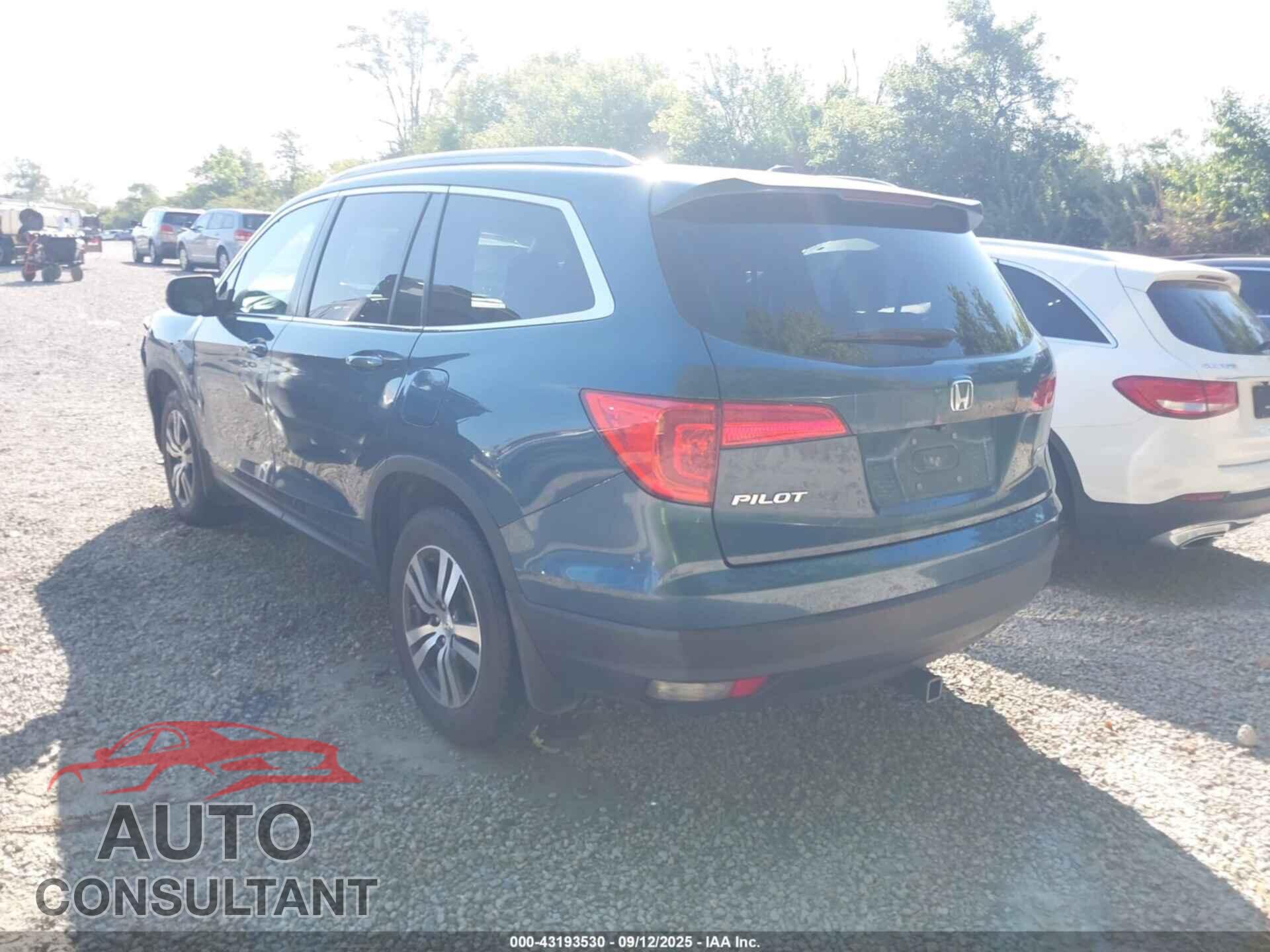 HONDA PILOT 2017 - 5FNYF6H65HB044134