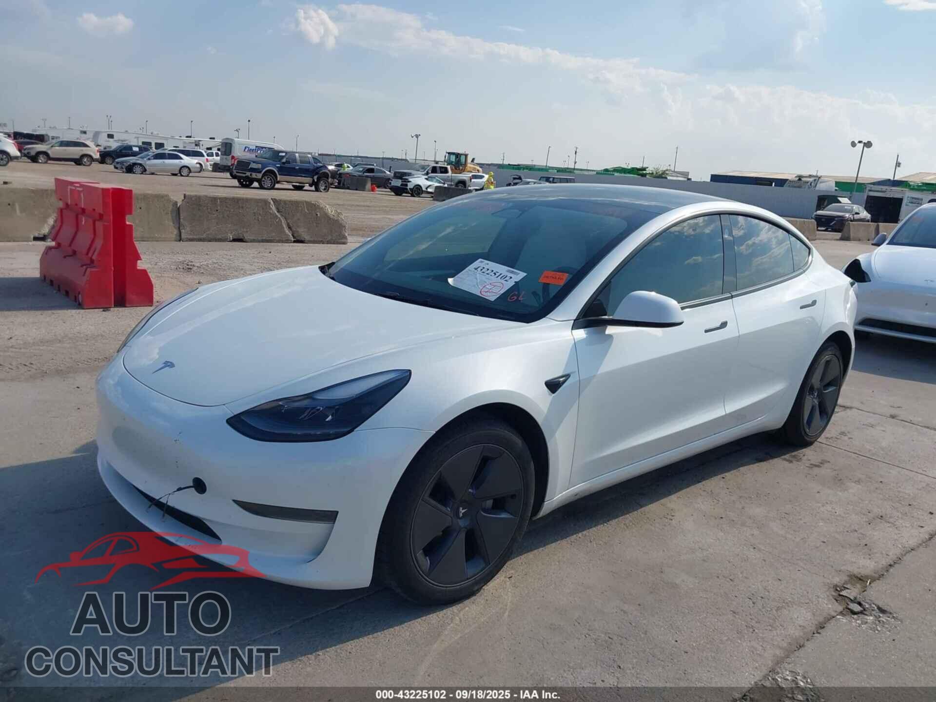 TESLA MODEL 3 2023 - 5YJ3E1EA3PF650054